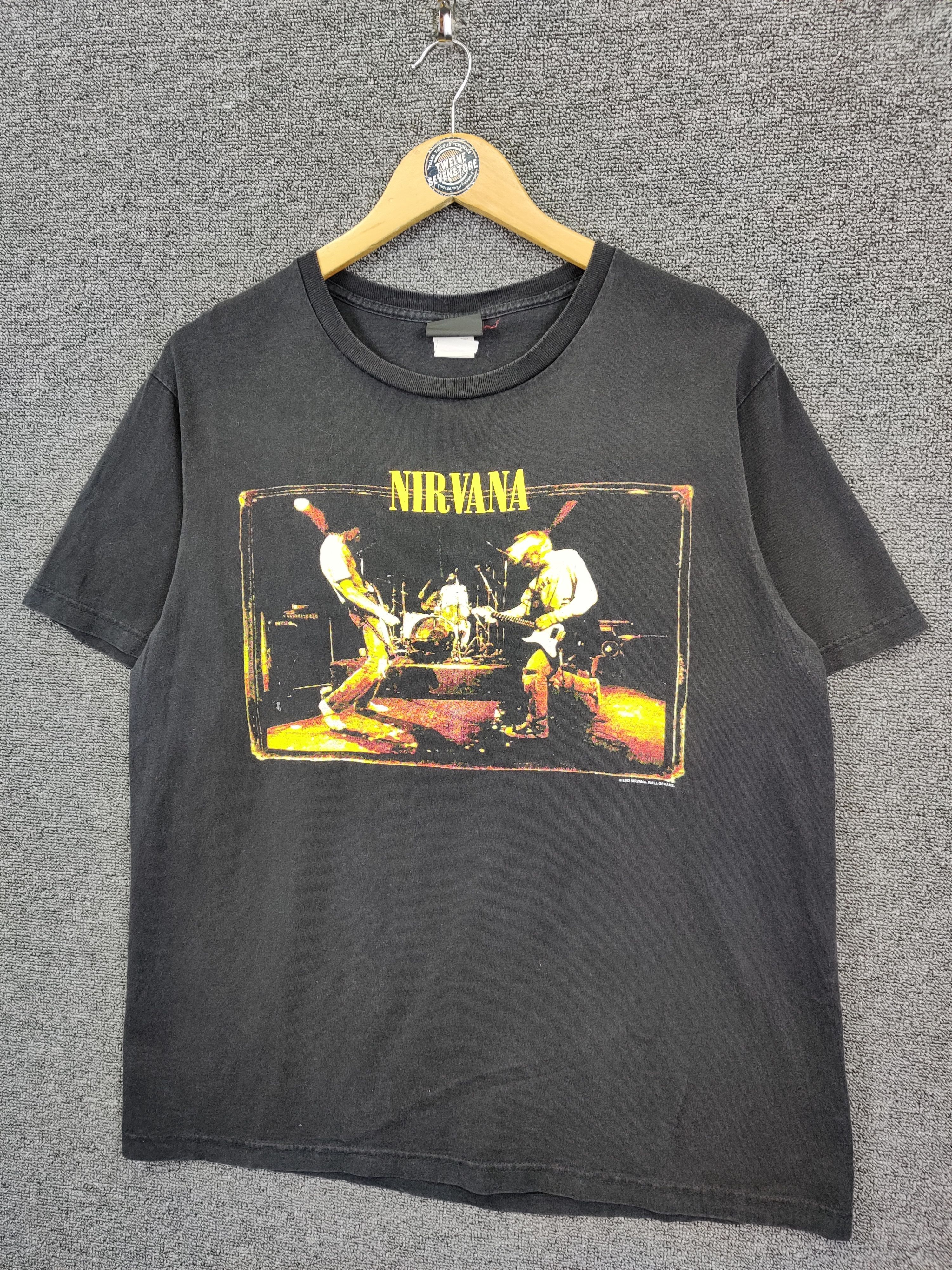 Band Tees Vintage Nirvana From The Muddy Banks Band Tee Tshirt Size US L / EU 52-54 / 3 - 2 Thumbnail