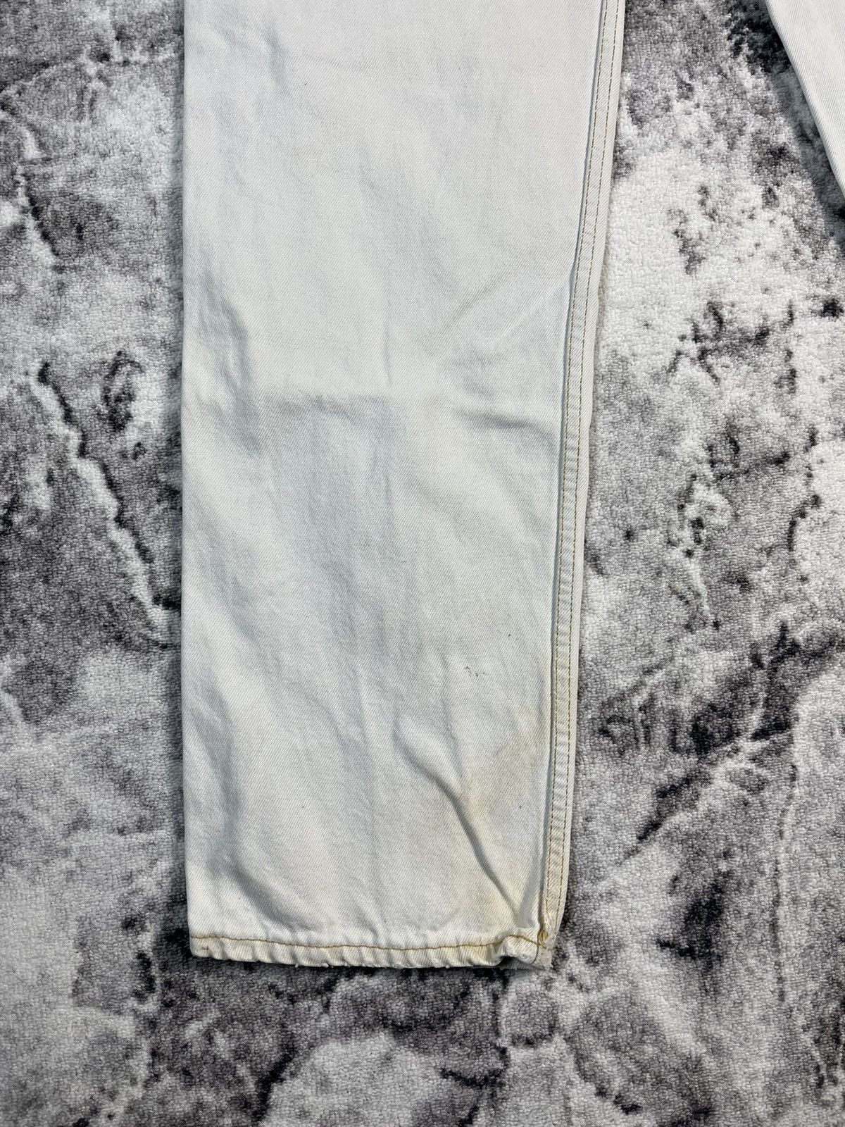 Other Kaserne Zurich Distressed White Jeans Size US 35 - 18 Thumbnail