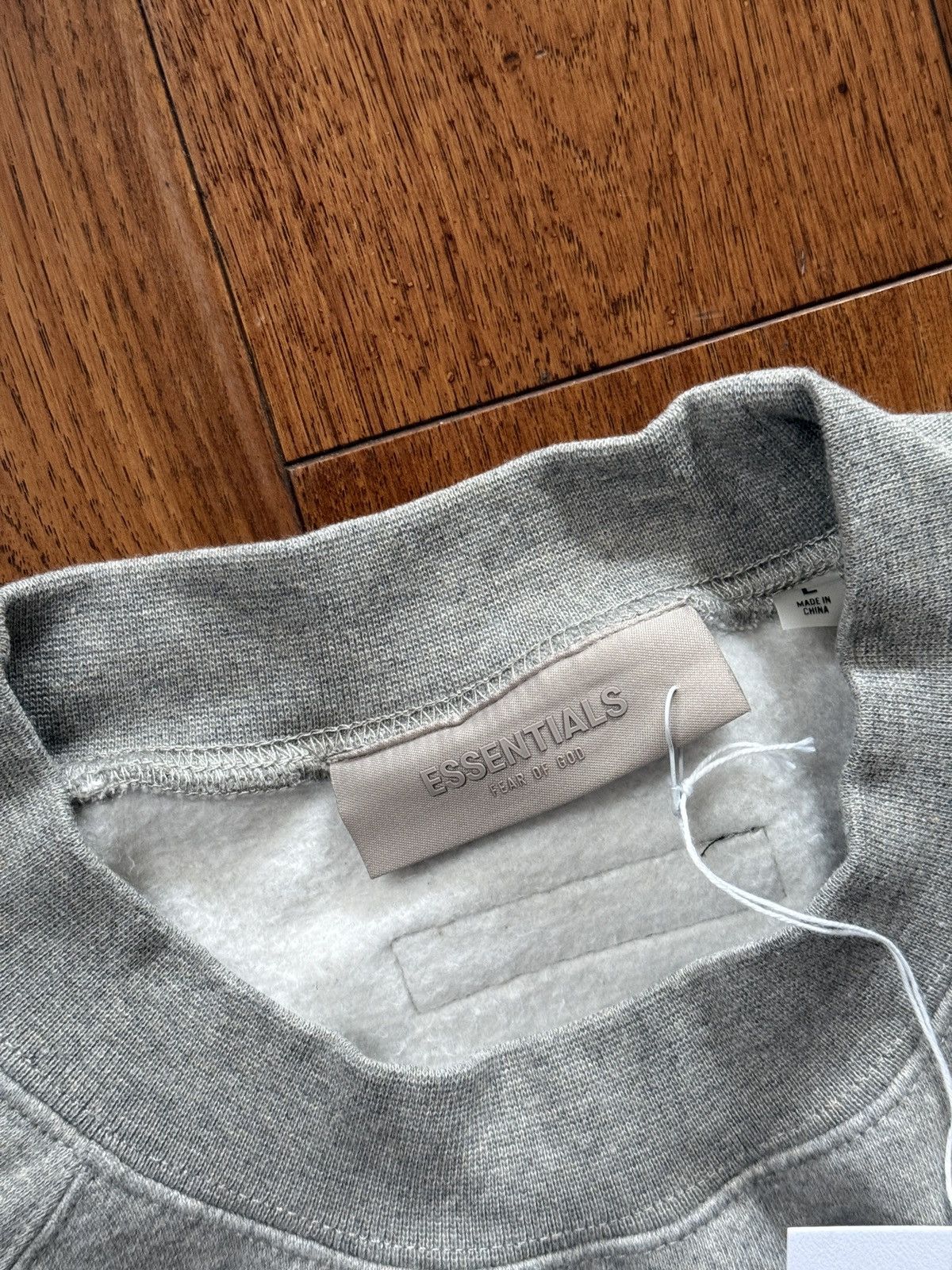 Essentials Fear of God Essentials Dark Oatmeal 1977 Crewneck Sweatshirt Size US L / EU 52-54 / 3 - 3 Thumbnail