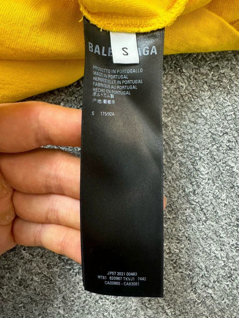 Balenciaga Balenciaga Yellow embroidered cola short sleeve 2502-Nextar Size US S / EU 44-46 / 1 - 4 Thumbnail