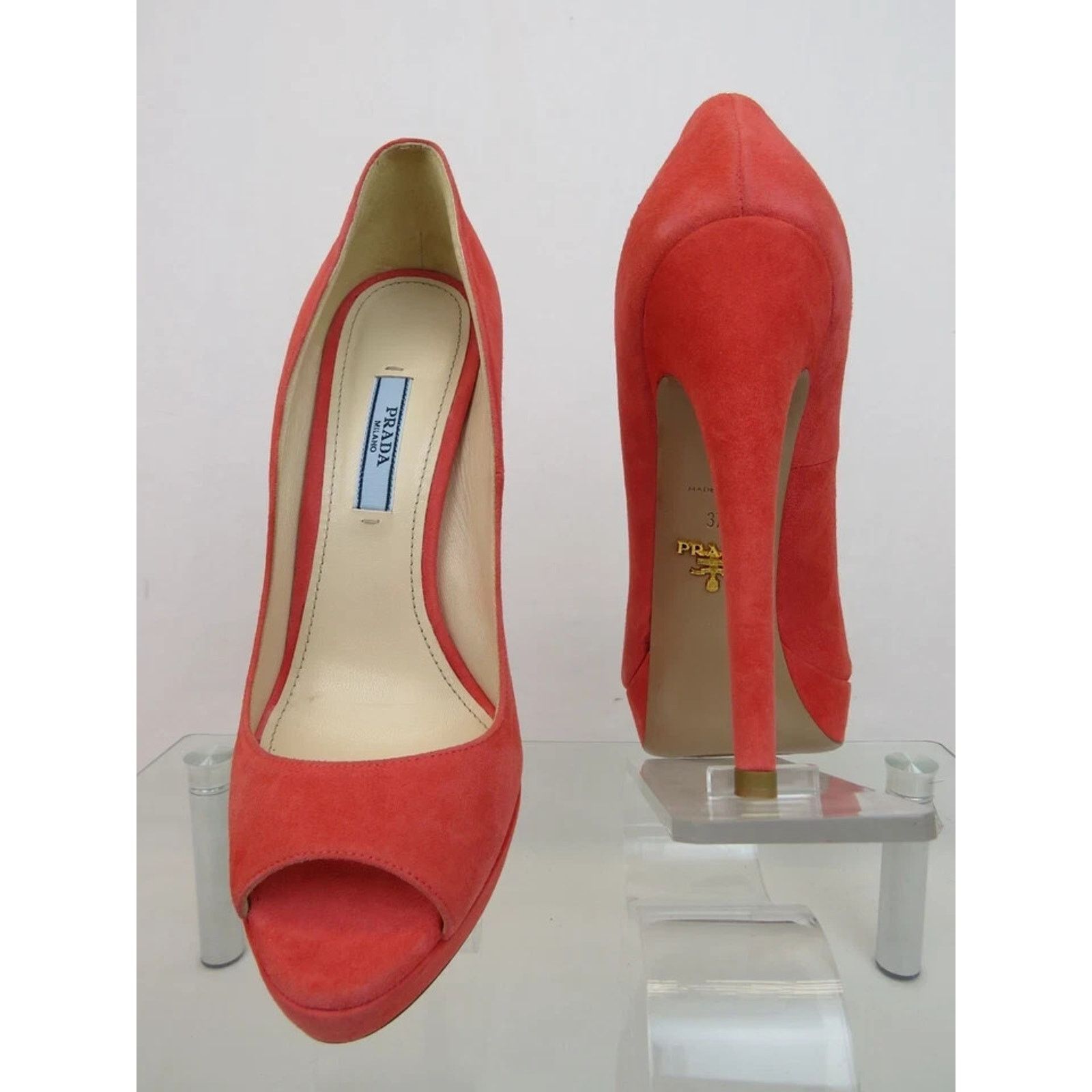 Prada PRADA 1KP150 CORAL SUEDE GOLD LOGO PLATFORM PUMPS 37.5 ITALY Size US 7.5 / IT 37.5 - 5 Thumbnail