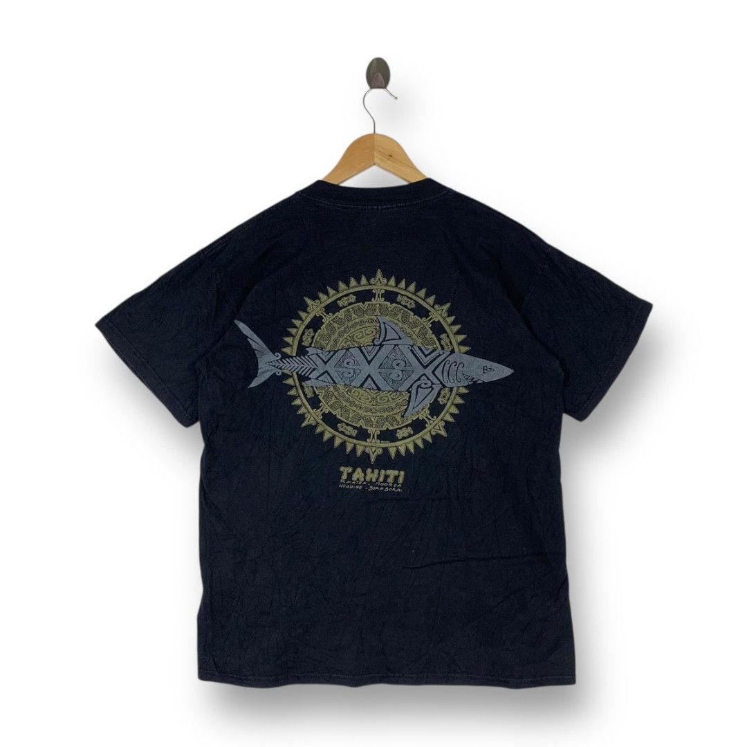 Gildan Vintage 90s Cpt. Cook Tahiti Shark Tee Size US M / EU 48-50 / 2 - 1 Thumbnail