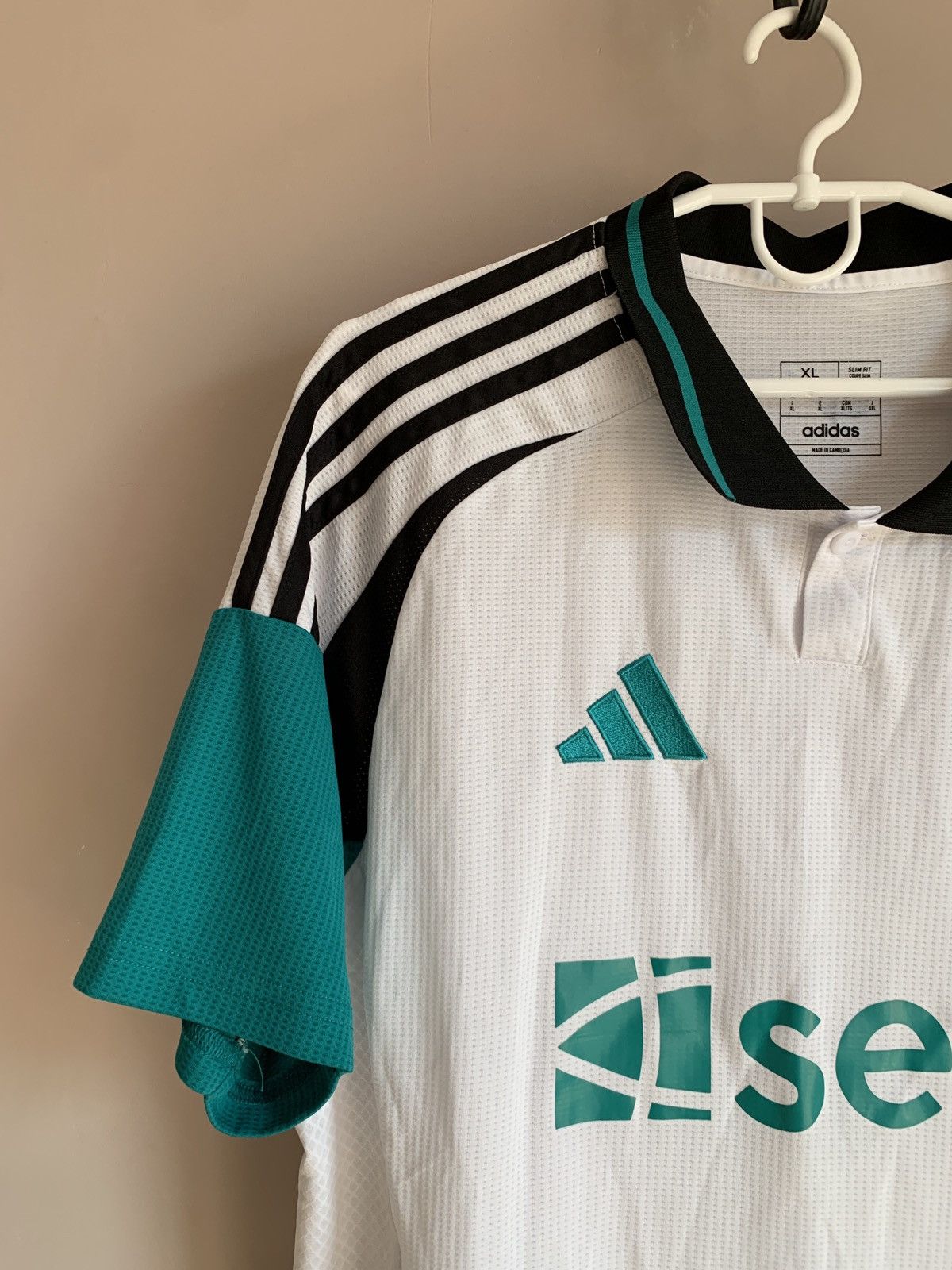 Adidas Newcastle United Home Football Shirt Adidas Soccer jersey XL Size US XL / EU 56 / 4 - 3 Thumbnail