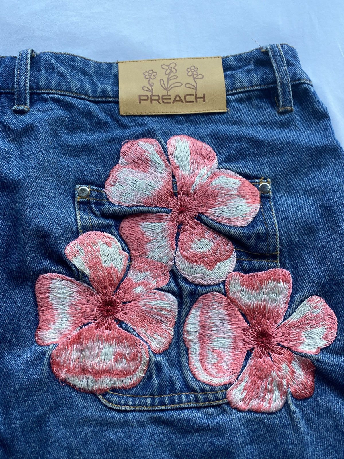 Other Cherry blossom jorts Size US 32 / EU 48 - 4 Thumbnail