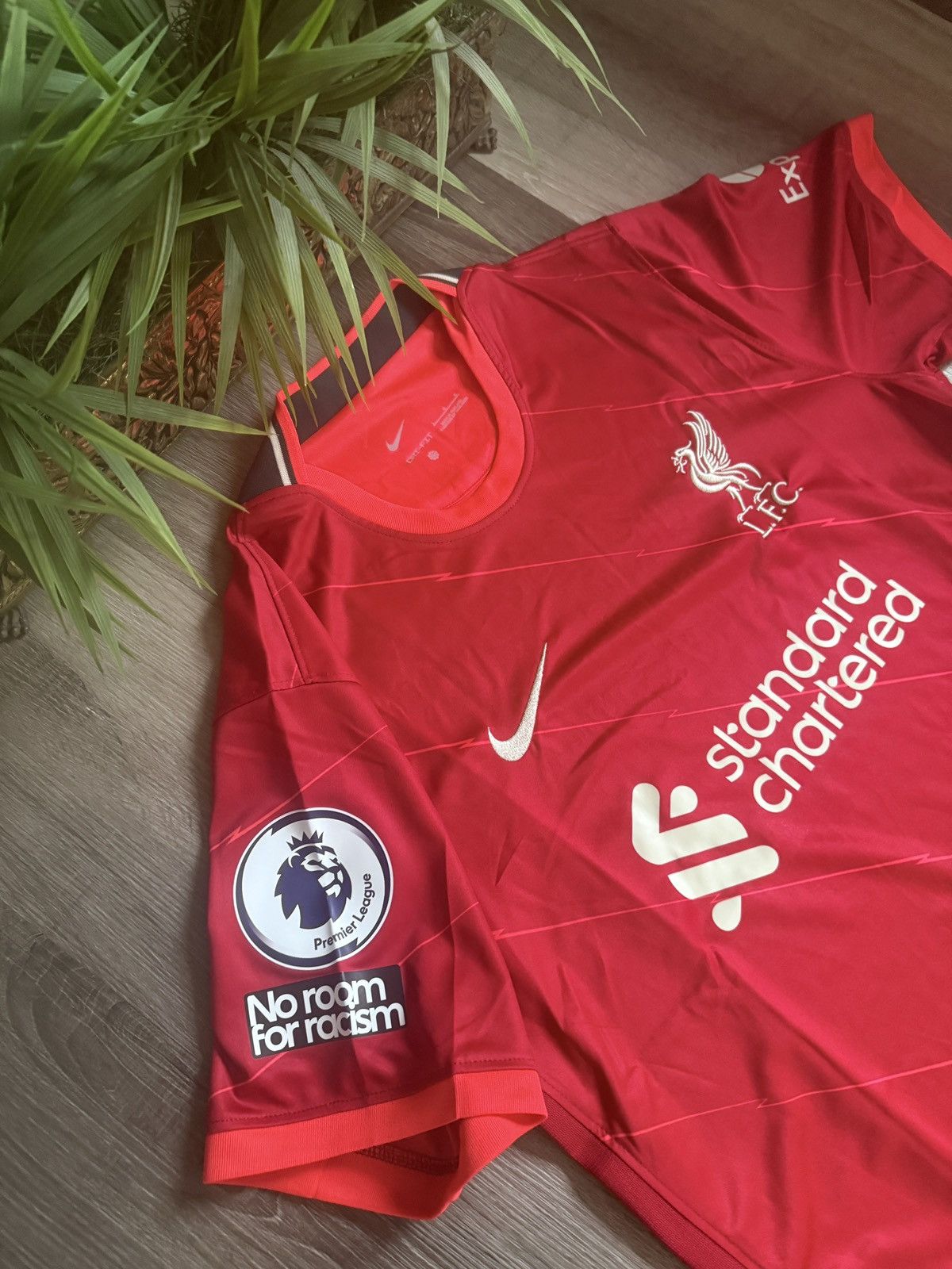 Nike Liverpool 2021/22 Home Soccer Jersey Nike Football Shirt Size US L / EU 52-54 / 3 - 2 Thumbnail
