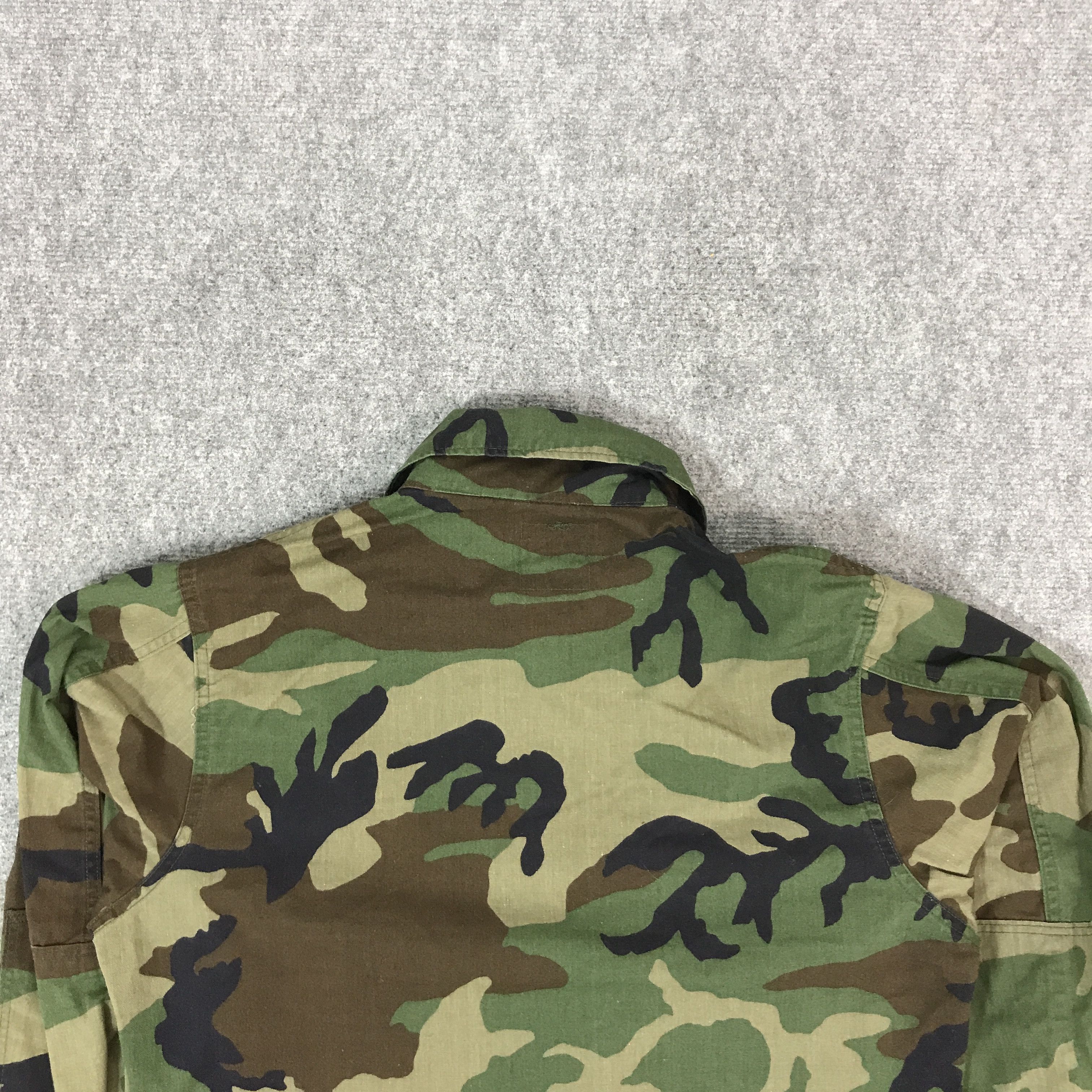 Japanese Brand × Vintage VINTAGE US ARMY USMC CAMO CROPPED STYLE JACKET Size US M / EU 48-50 / 2 - 4 Thumbnail