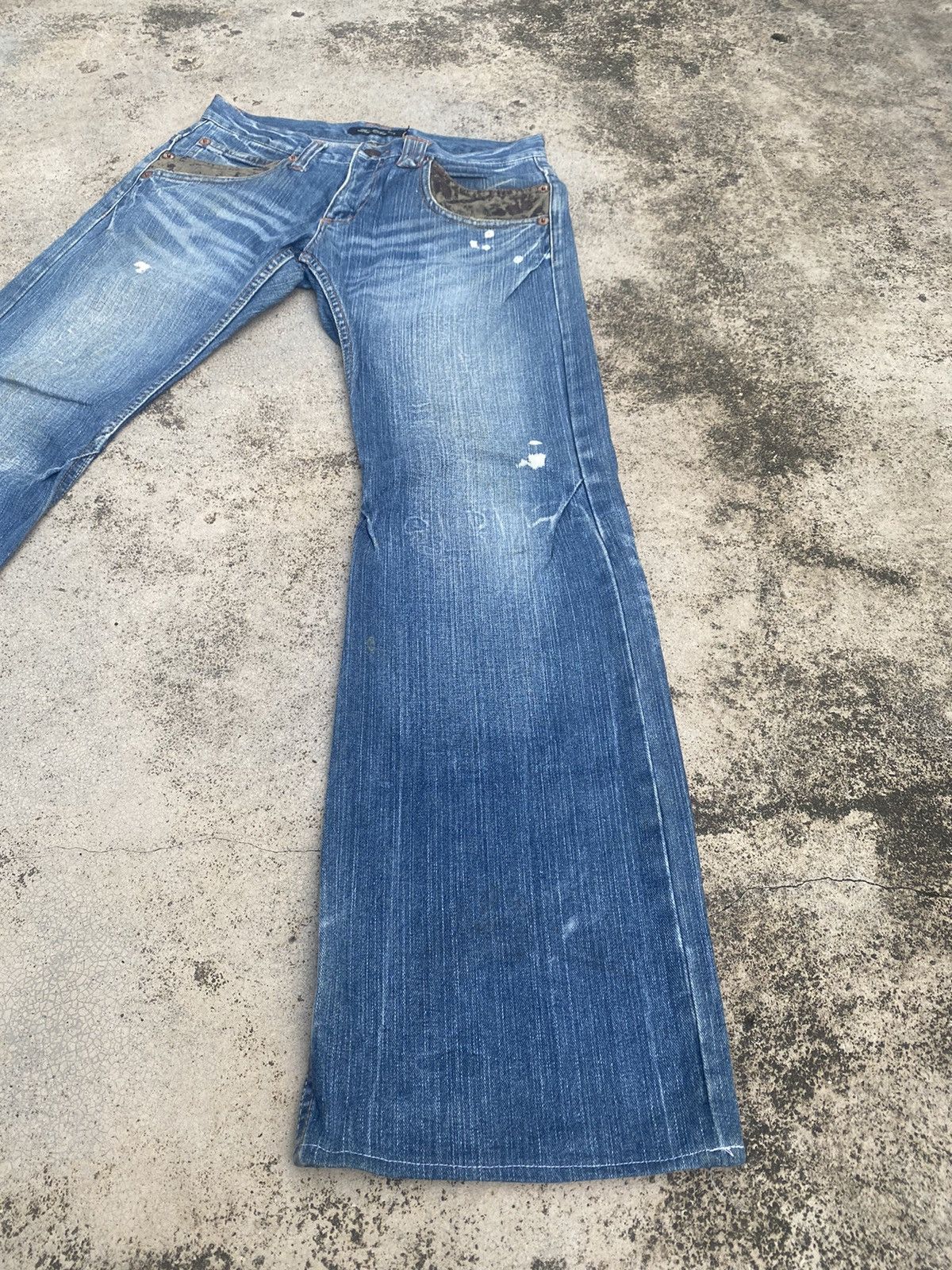 Japanese Brand Flare Jeans Root Three Distressed Fade Bootcut Size US 30 / EU 46 - 2 Thumbnail