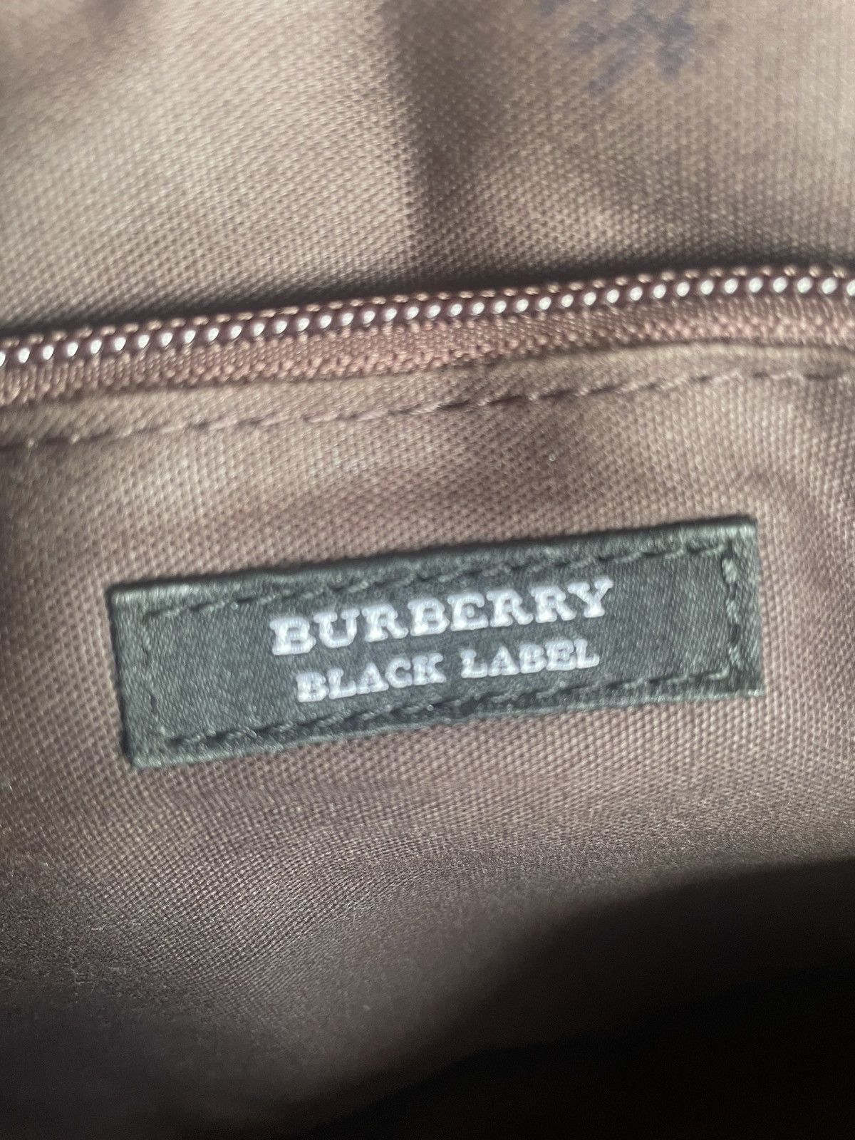 Burberry Authentic BURBERRY Black label shoulder Bag Size ONE SIZE - 16 Thumbnail