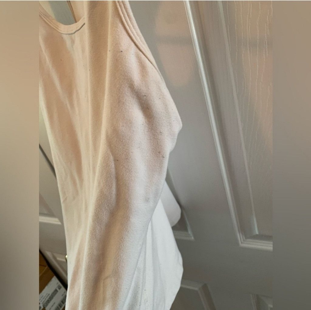 Lululemon Lululemon Cool Racerback Tank Angel Wing Built-In Bra XS/S Size XS / US 0-2 / IT 36-38 - 10 Thumbnail