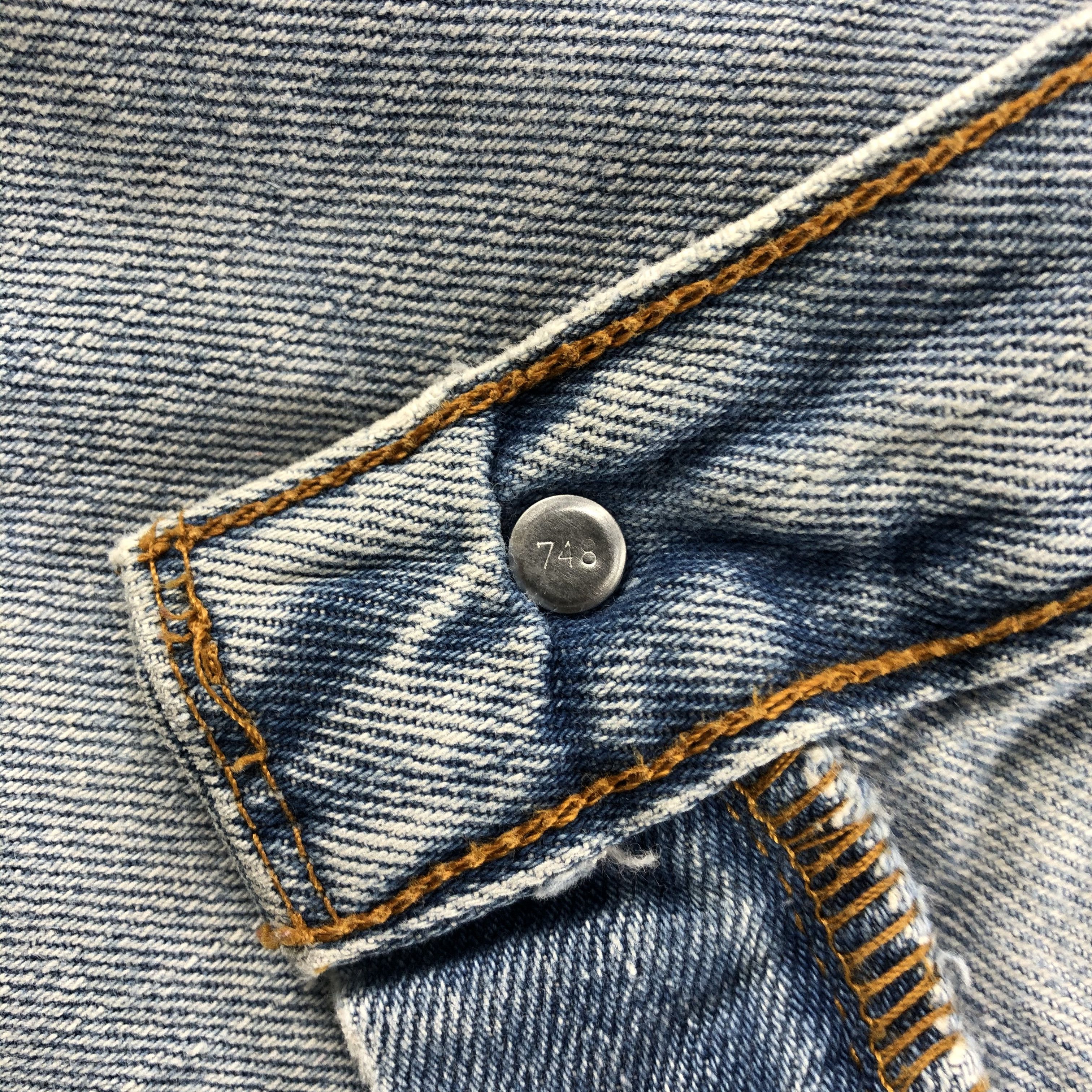 Levi's W51 Light Wash Vintage Levis 550 Jeans-J1176 Size US 44 / EU 60 - 10 Thumbnail
