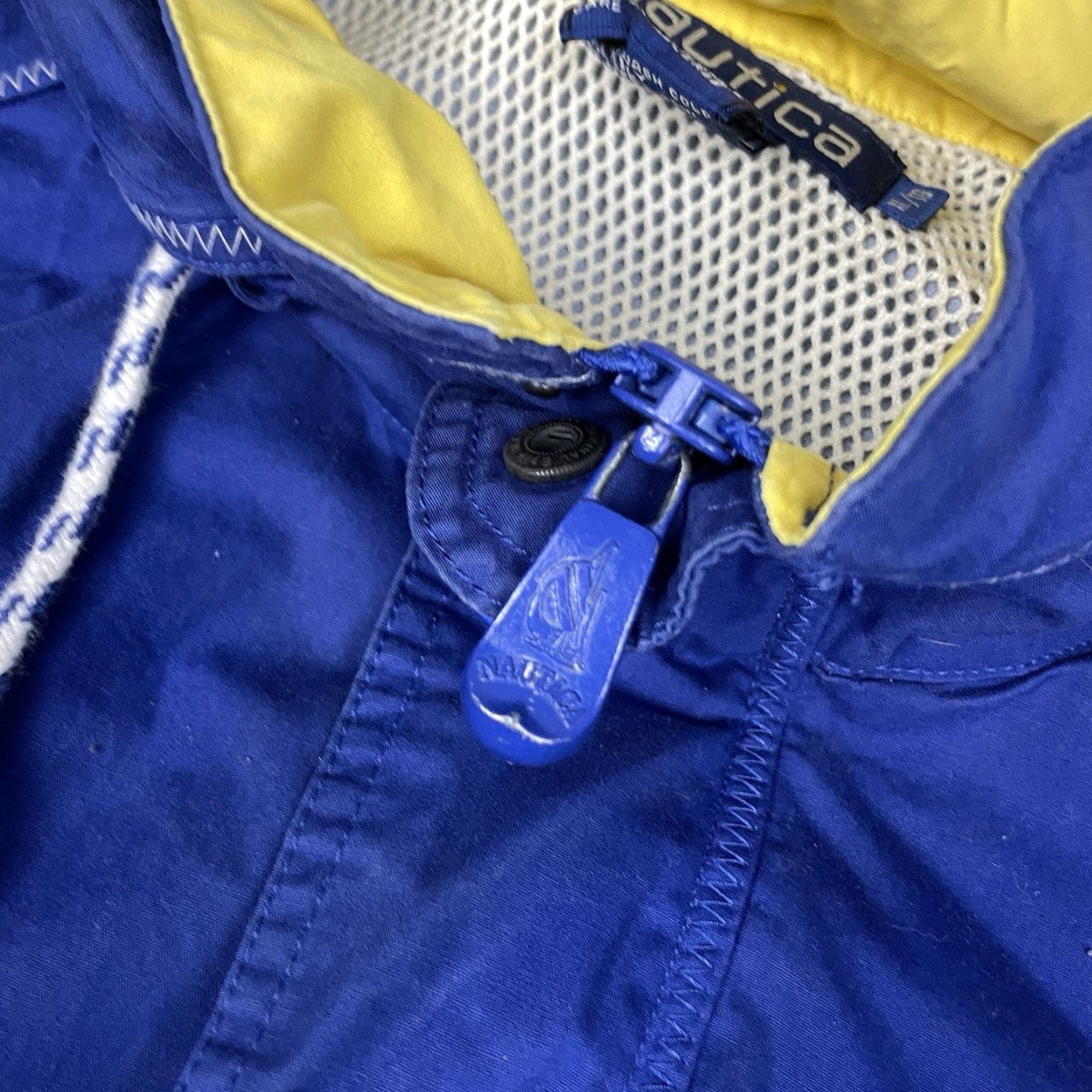 Nautica VINTAGE Nautica Jacket Adult XL Blue Logo 1992 Americas Cup Sailing Windbreaker Windbreaker Jacket XL Blue Logo Nautica Mens 90s Nautical Outdoor USA Size US XL / EU 56 / 4 - 4 Thumbnail