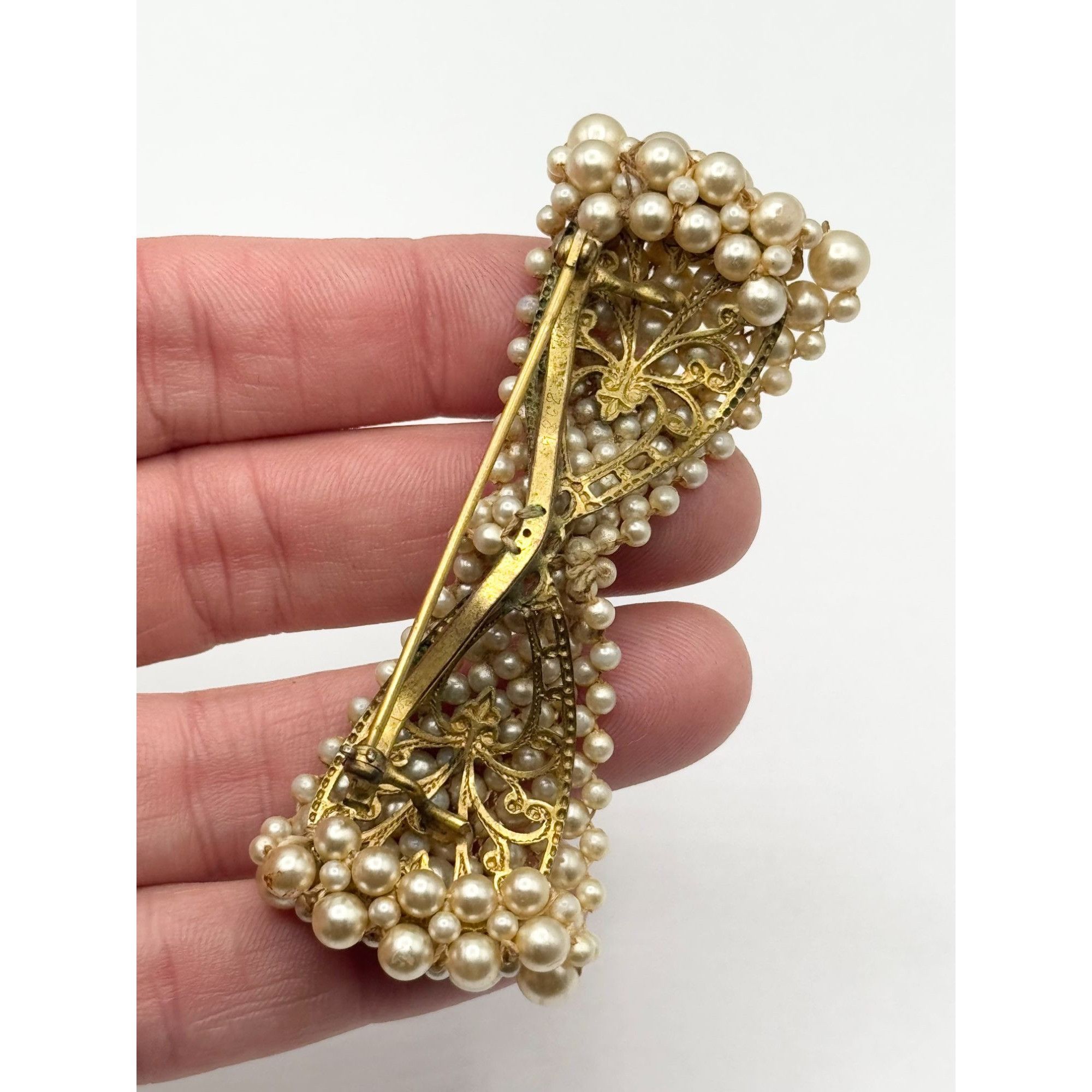Vintage Estate hand beaded faux pearl filigree bow brooch pin Size ONE SIZE - 4 Thumbnail
