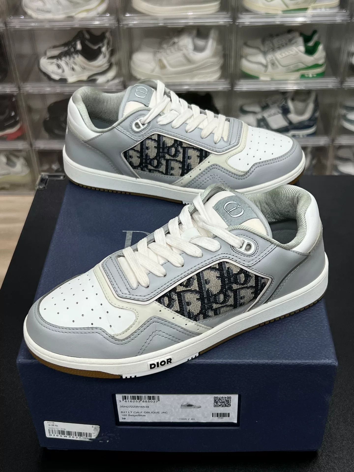 Dior Dior Printed White Lowtop Sneakers 6 Men Size US 6 / EU 39 - 1 Thumbnail