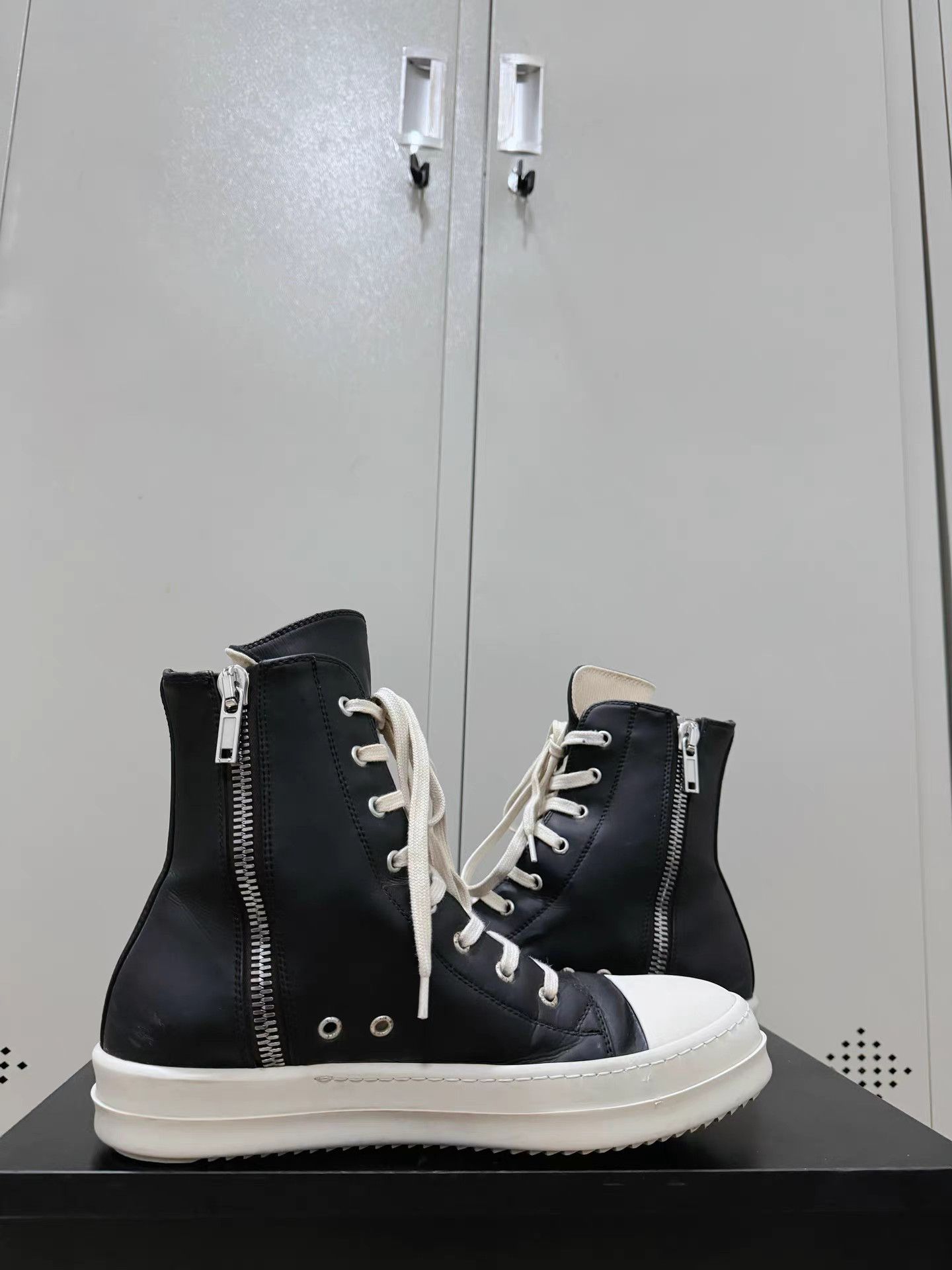 Rick Owens Drkshdw Rick Owens Drkshdw waxed canvas Converse high-top sneakers Size US 8 / EU 41 - 6 Thumbnail