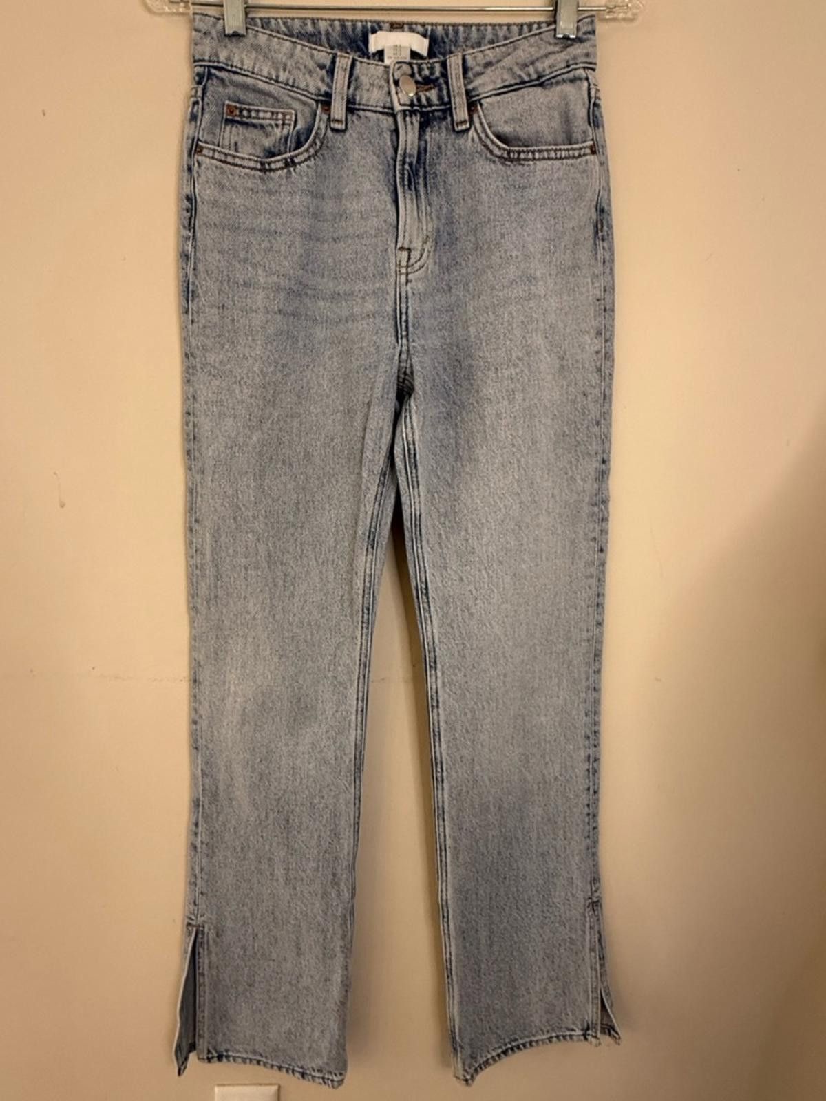 H&M H&M light jeans wash straight leg split hem cotton SZ 2 Size 26" / US 2 / IT 38 - 1 Thumbnail