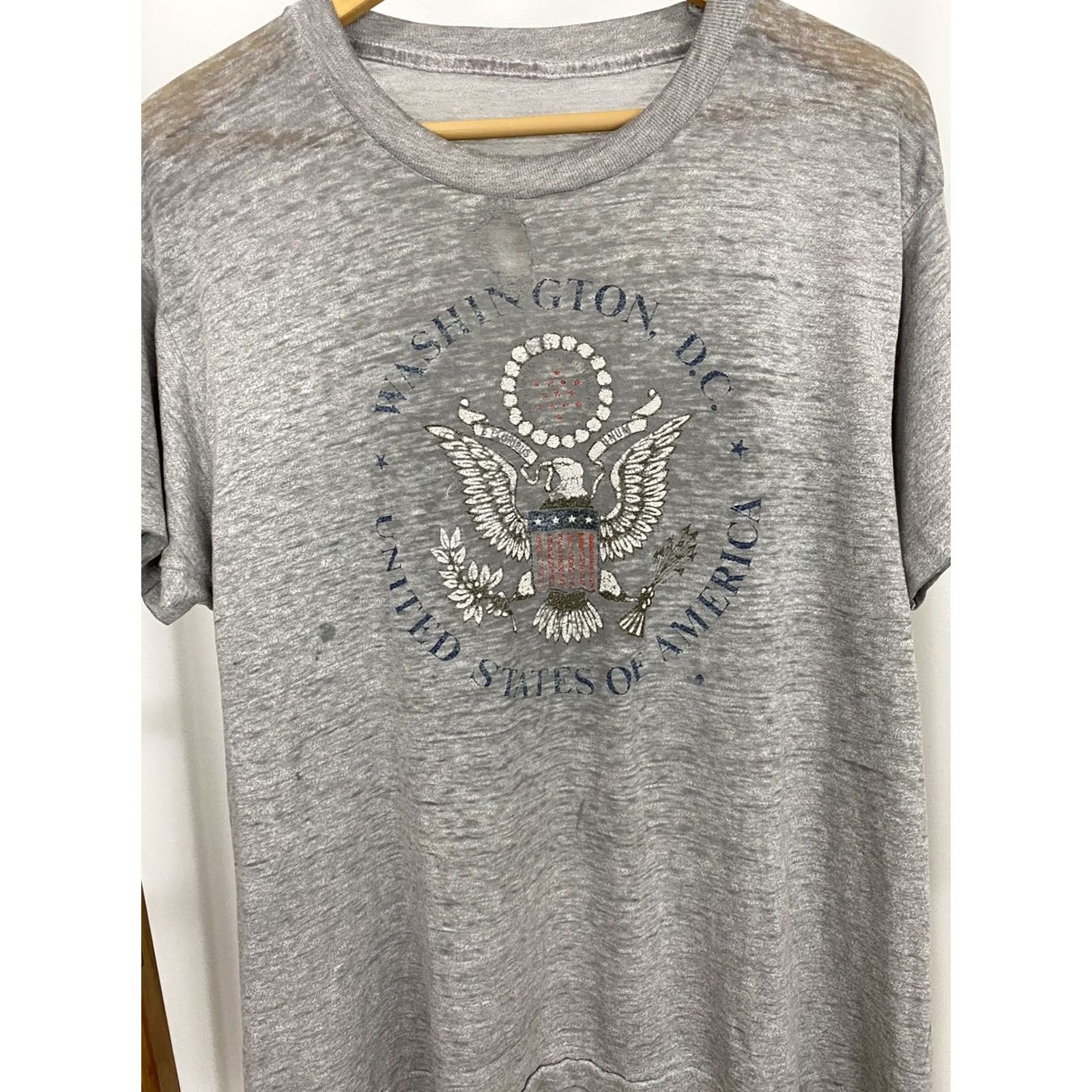 Vintage VINTAGE 80s Washington DC Presidential Crest T-Shirt Gray L Mens Size US L / EU 52-54 / 3 - 4 Thumbnail