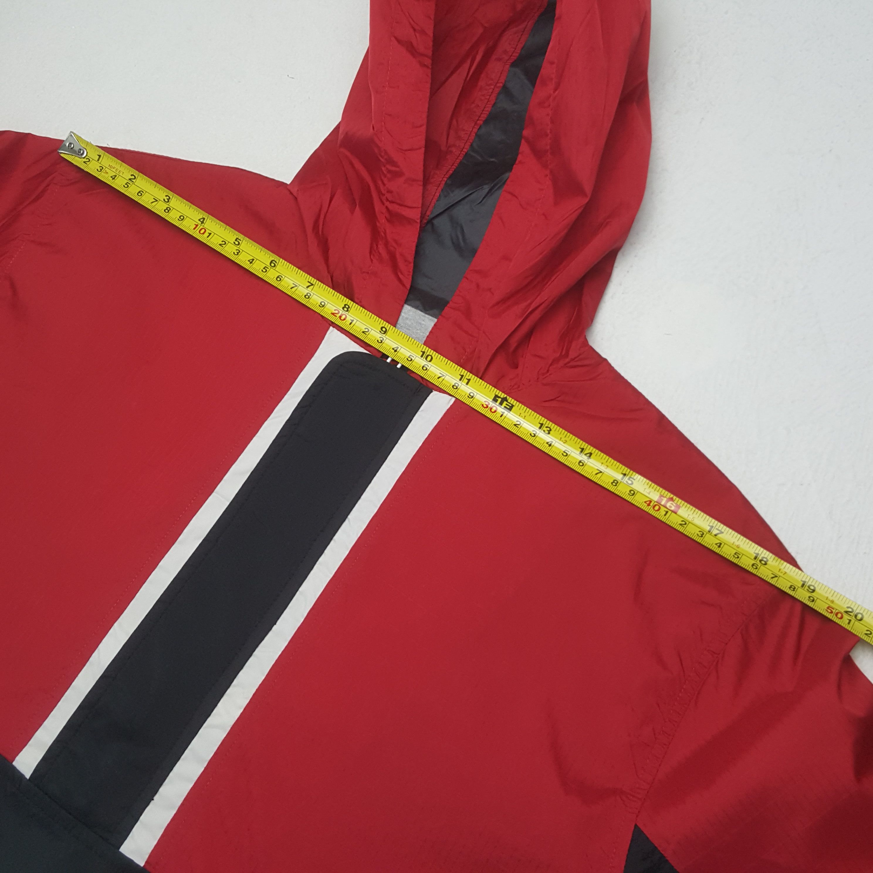 Nike Vintage Nike American Sports Windbreaker Jacket RR26 Size US M / EU 48-50 / 2 - 5 Thumbnail