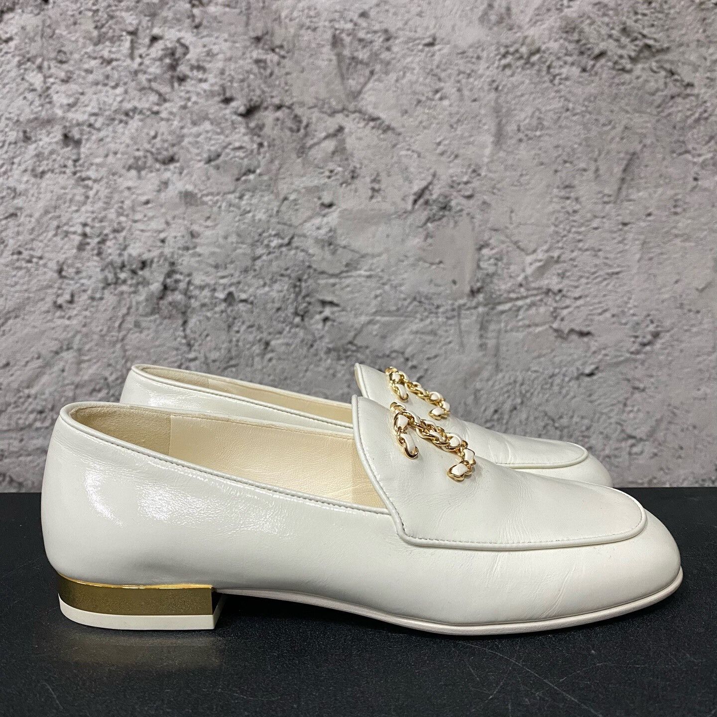 Chanel Chanel White Double C Loafers Size US 4 / IT 34 - 1 Thumbnail