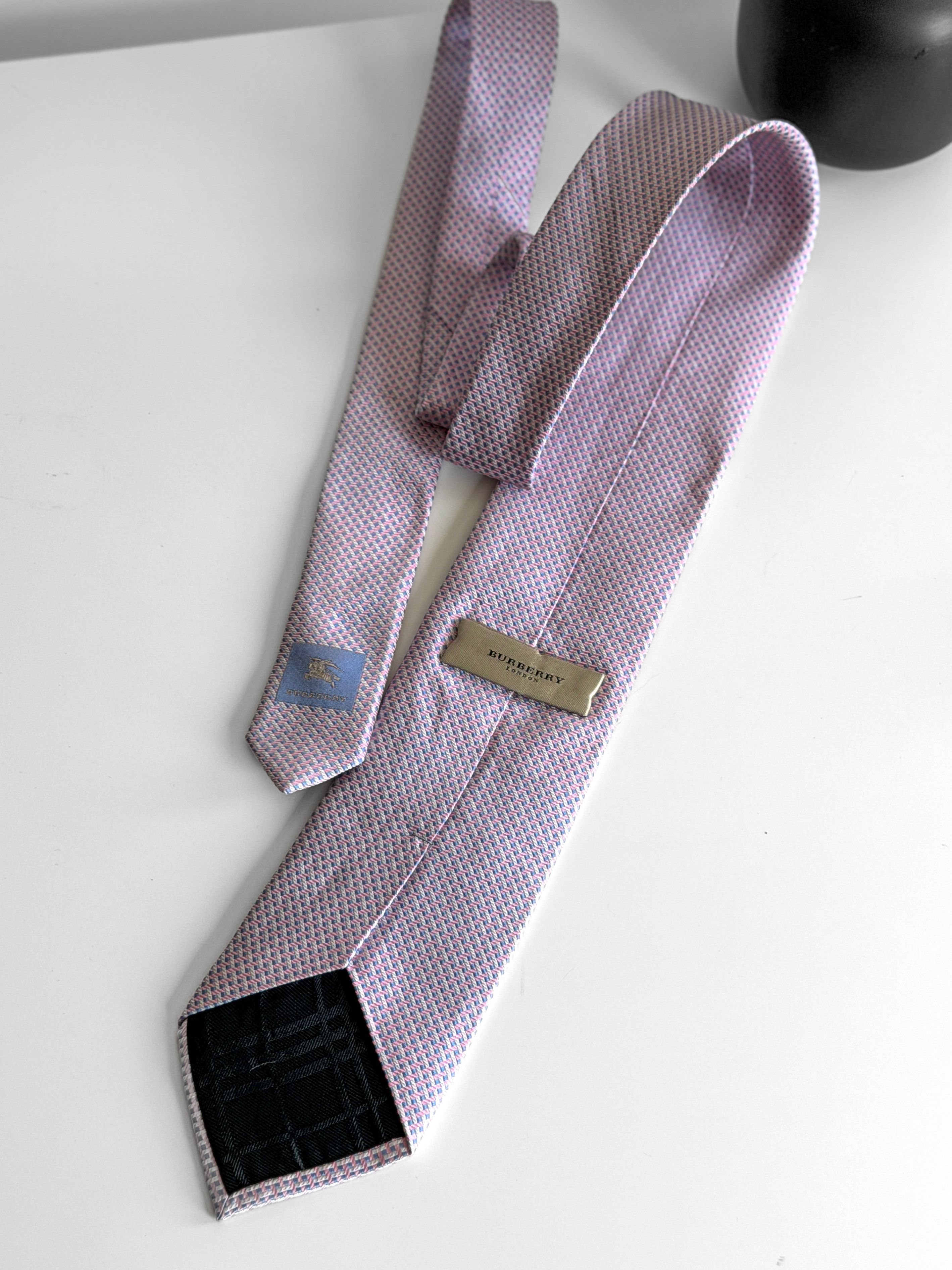Burberry Burberry London Vintage Silk Cravat Made in Italy Size ONE SIZE - 2 Thumbnail