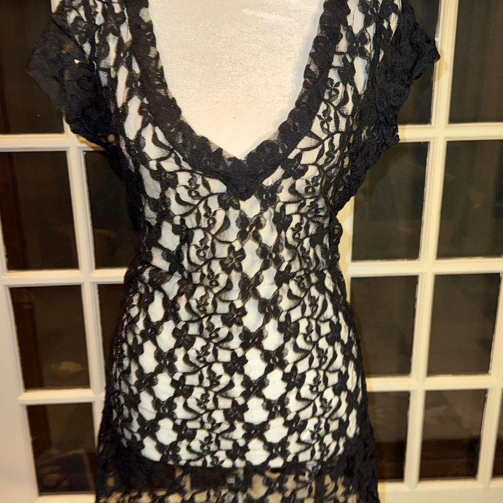Other Black lace mini dress/ top Size L / US 10 / IT 46 - 4 Thumbnail