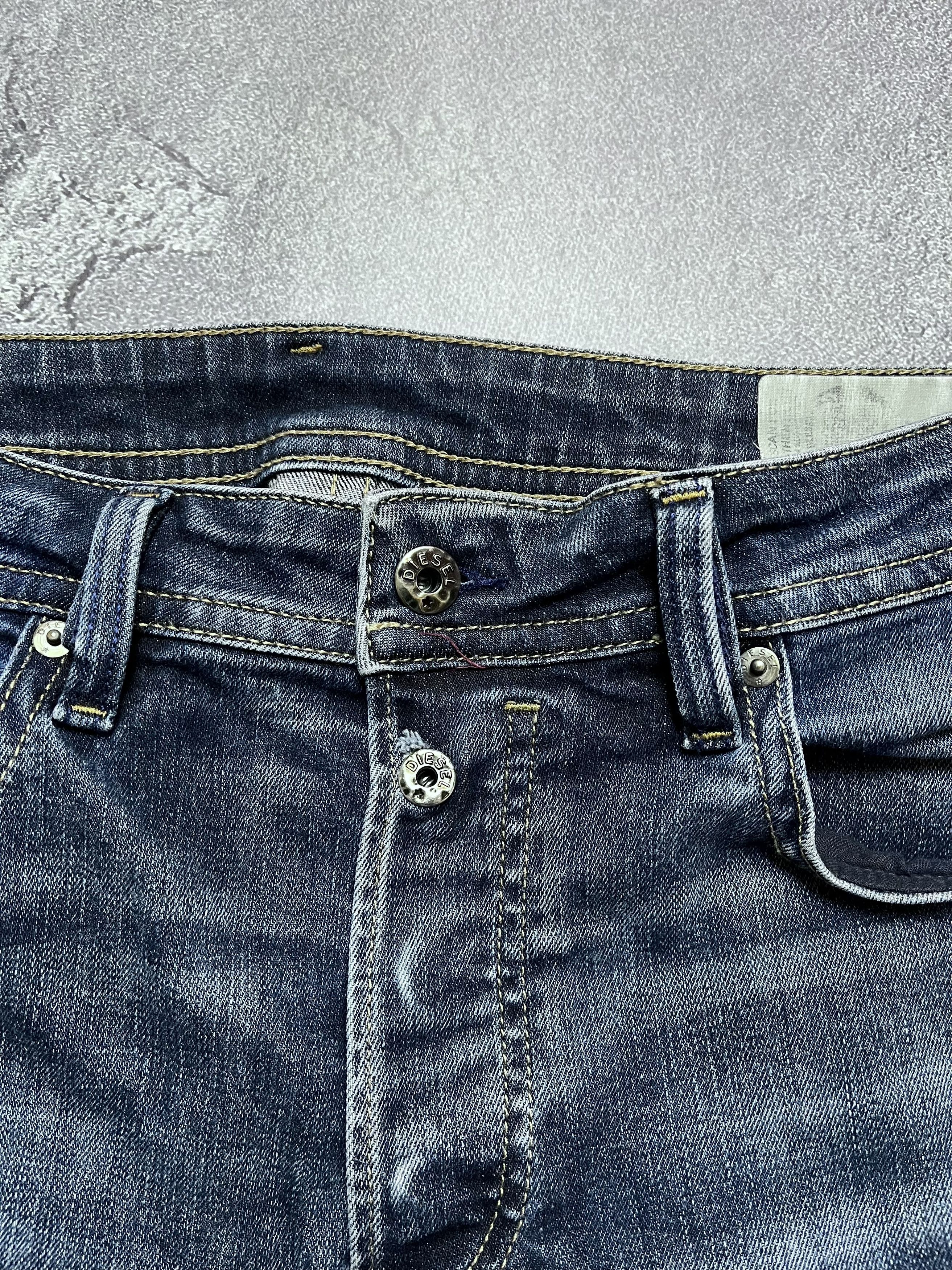 Diesel Vintage Jeans Diesel Industry Bootcut Flared Big Logo Y2K Size US 32 / EU 48 - 8 Thumbnail