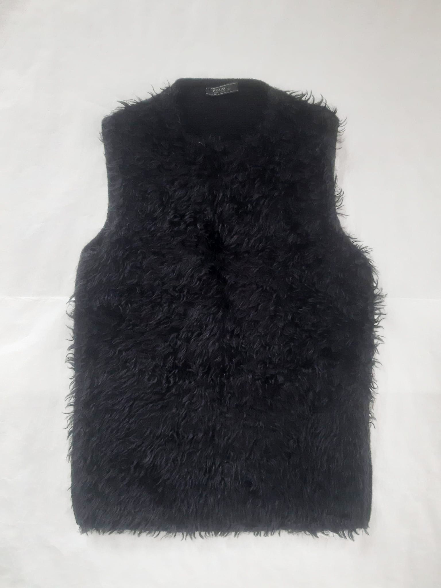 Prada Prada Black Mohair Fur Vest FW 2007 Runway Size US S / EU 44-46 / 1 - 2 Thumbnail