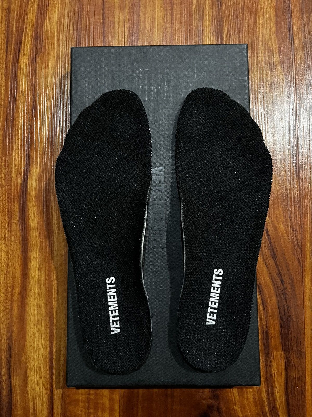 Vetements Vetements FW19 Karate Sneaker Size US 8.5 / EU 41-42 - 7 Thumbnail
