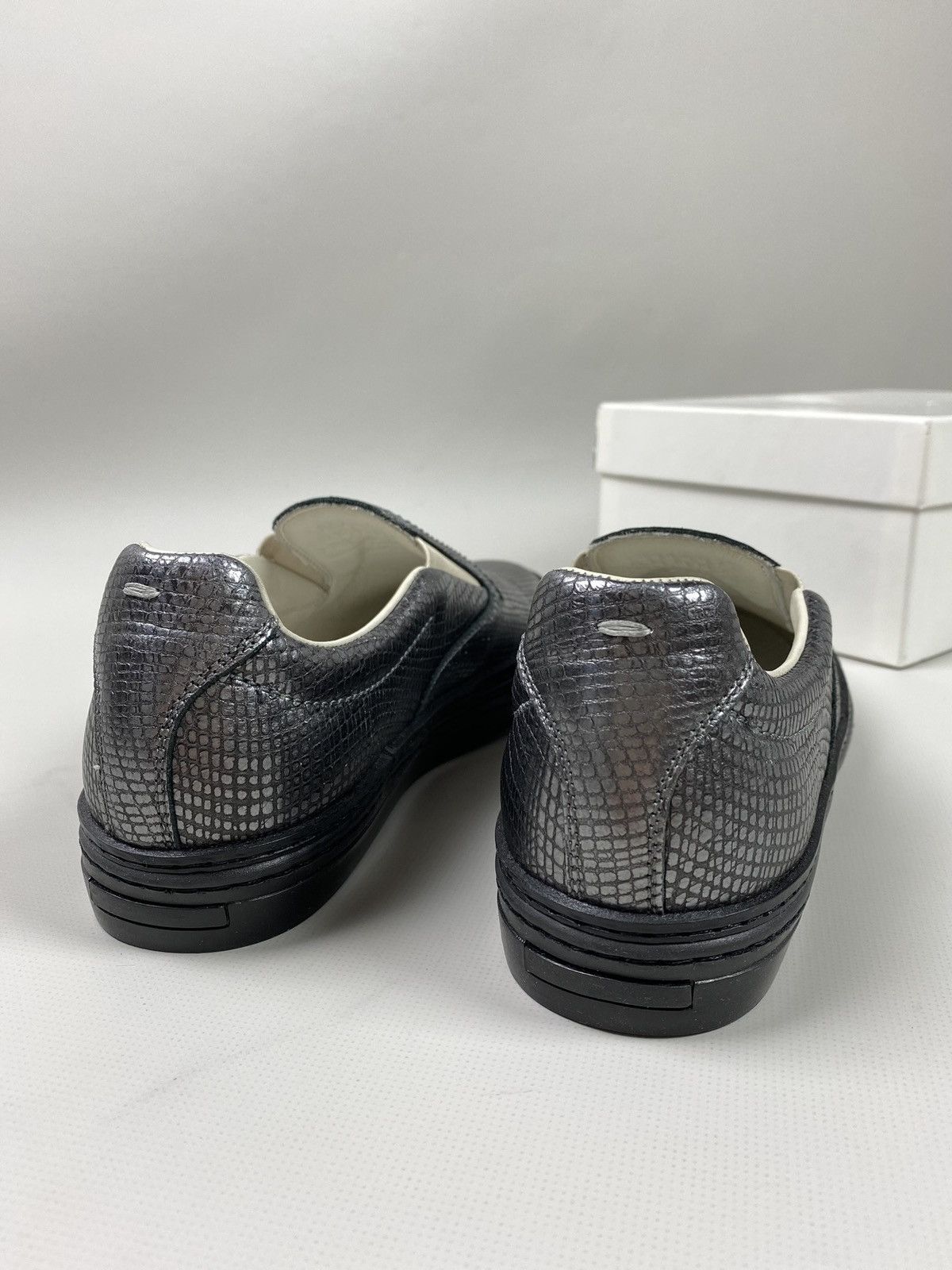 Maison Margiela New! Maison Margiela ladies slip on meds shoes size 37.5 Size US 7.5 / IT 37.5 - 10 Thumbnail