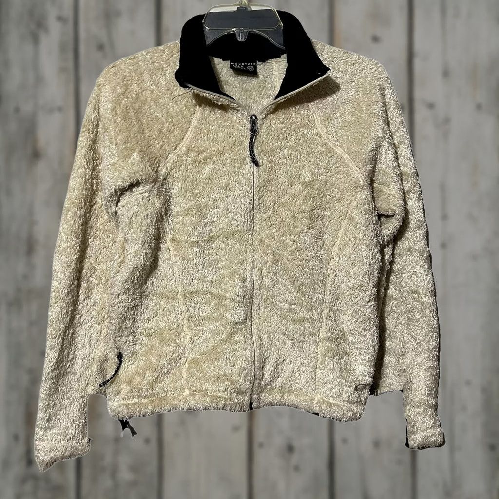 Mountain Hardwear Mountain Hardwear jacket Women’s Small fuzzy fleece Size S / US 4 / IT 40 - 1 Thumbnail