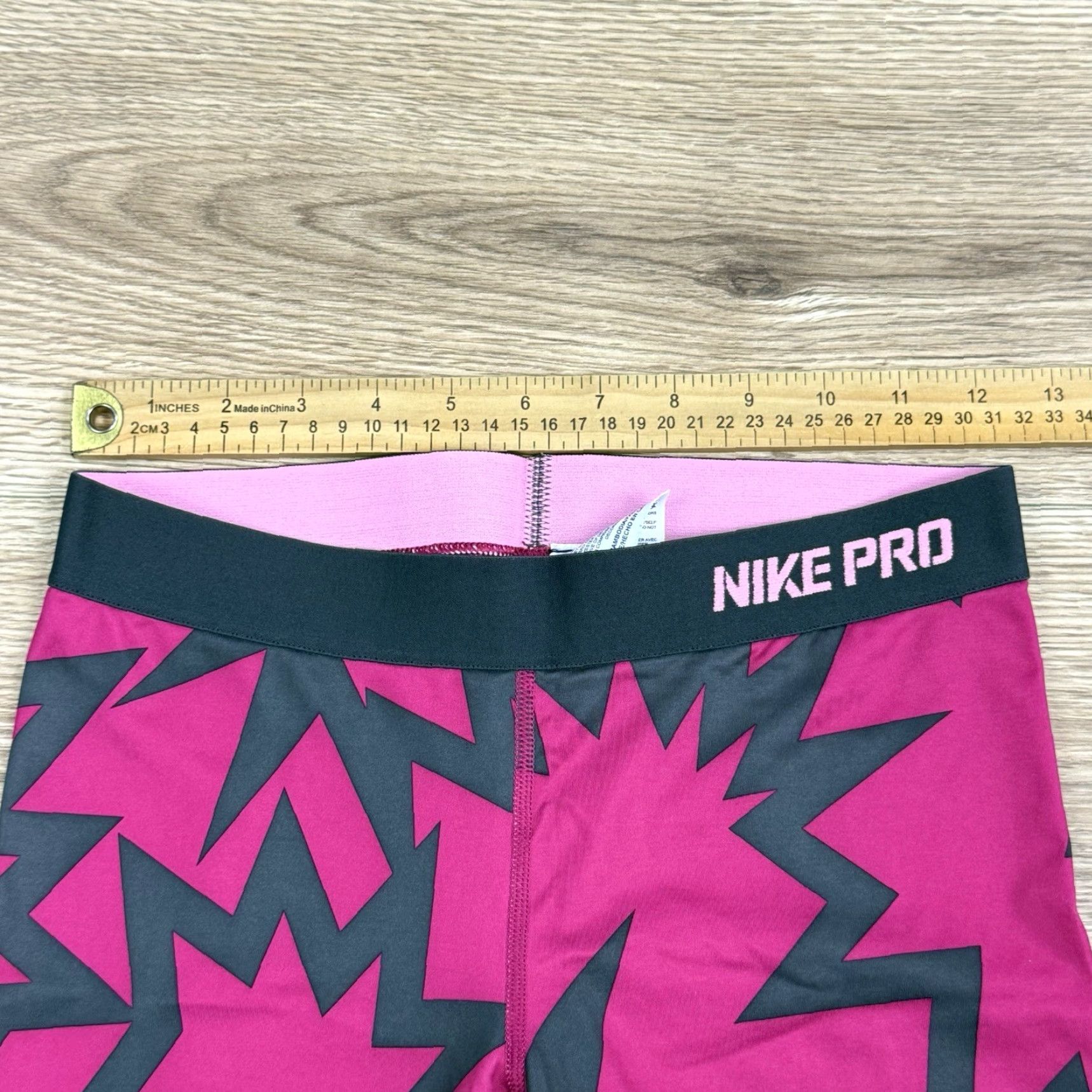 Nike Nike Pro Women Leggings Cropped S Dri-Fit Stretch Pink Gray Graphic Activewear Womens Size 28" / US 6 / IT 42 - 4 Thumbnail