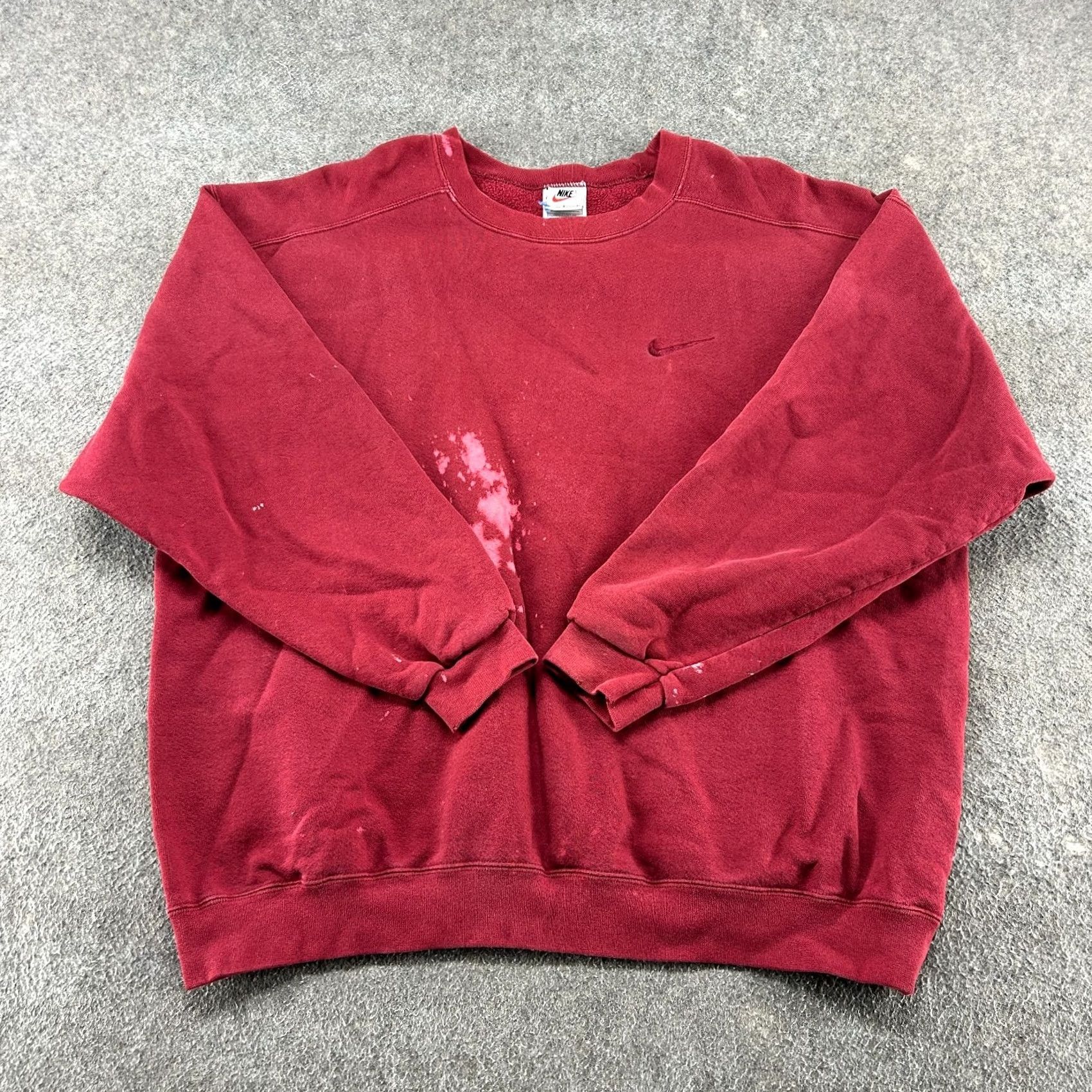 Nike VINTAGE Nike Sweatshirt Mens L Red Pullover Crew Neck Swoosh USA Made 90s Shirt Men Regular Cotton Fleece 1/4 Zip All Seasons 90s Size US L / EU 52-54 / 3 - 2 Thumbnail