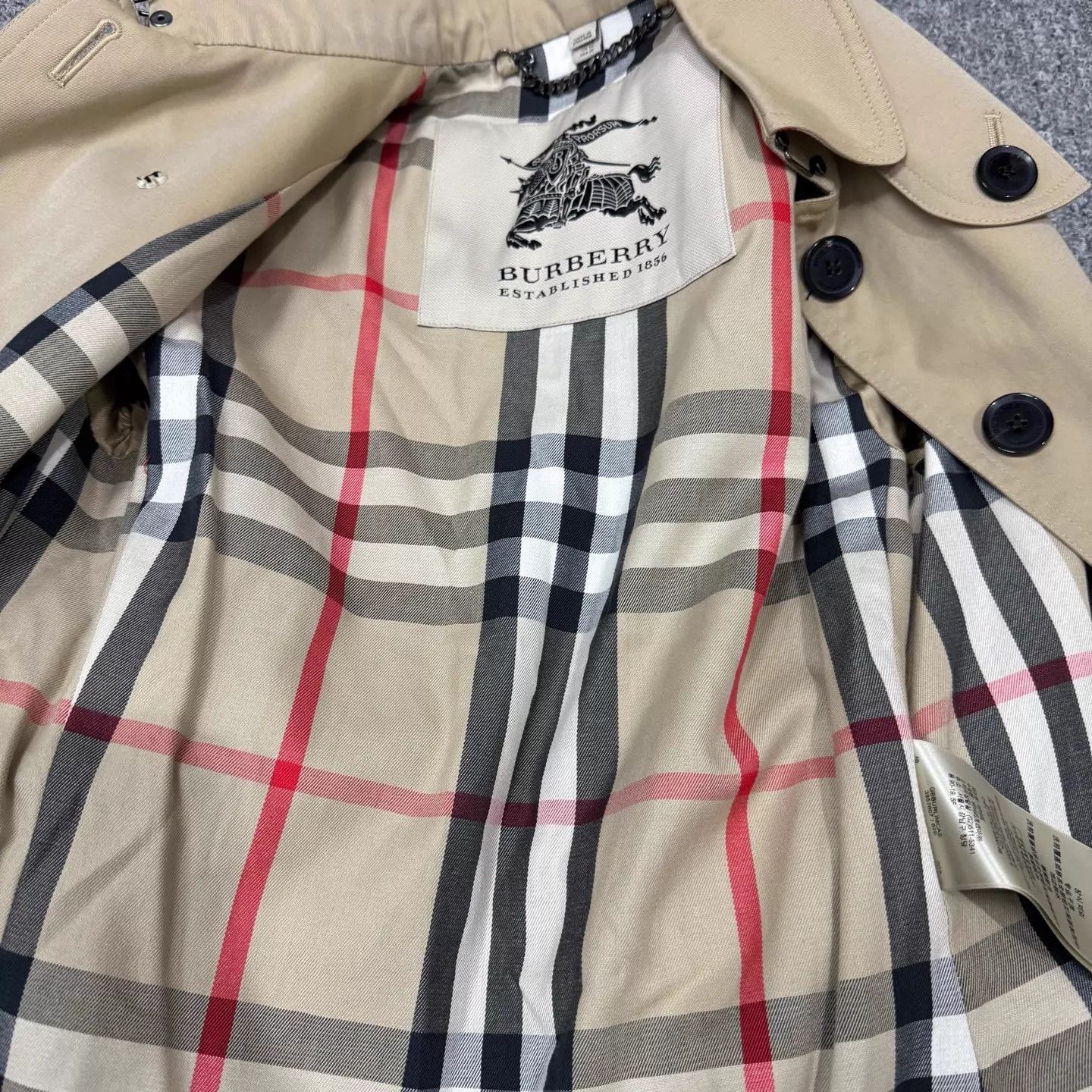 Burberry Burberry Khaki Trench Coat UK4 99 New Size XS / US 0-2 / IT 36-38 - 4 Thumbnail
