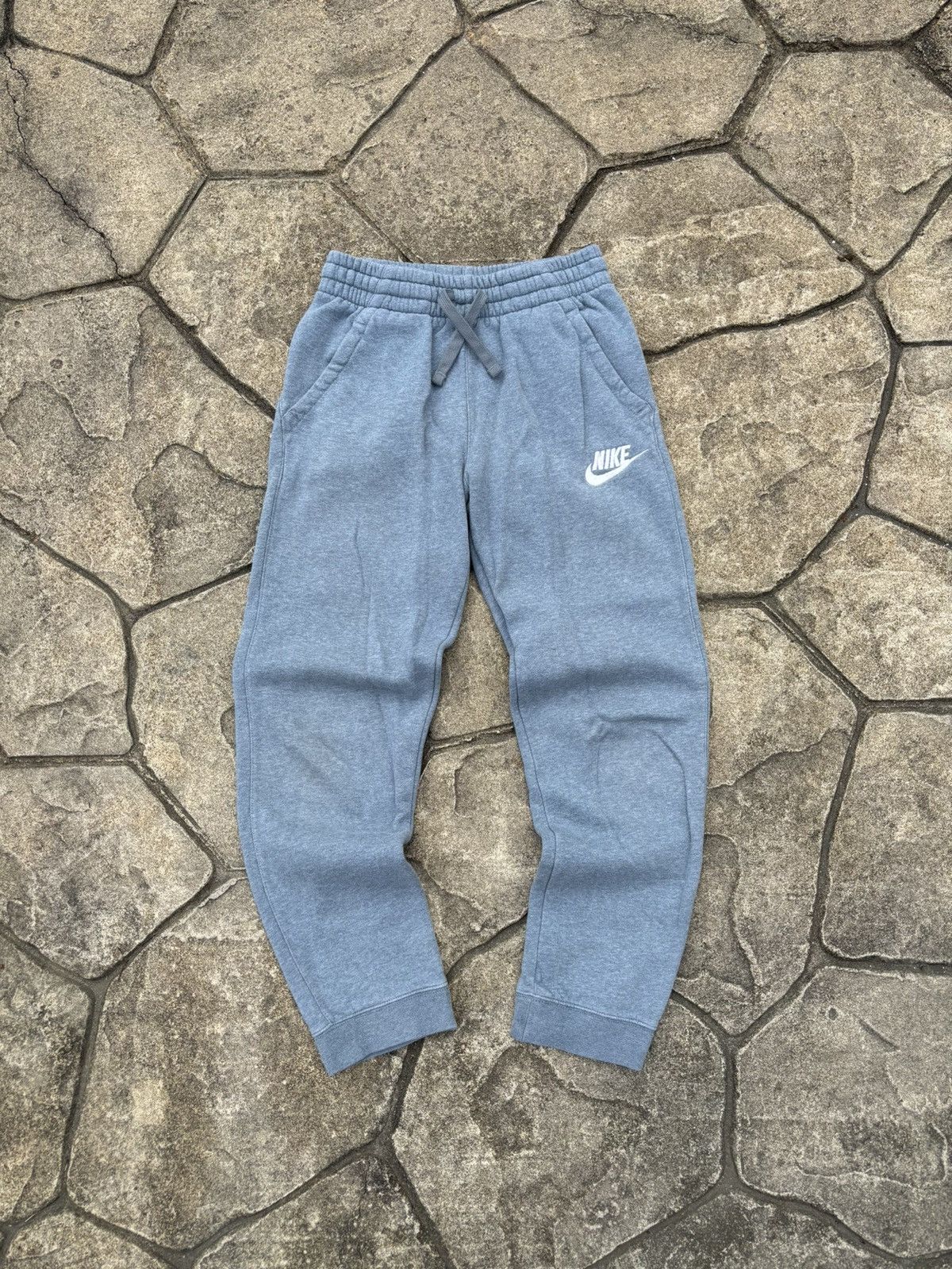 Nike Y2K Nike Straight Leg Cuffed Sweatpants Size US 30 / EU 46 - 1 Thumbnail
