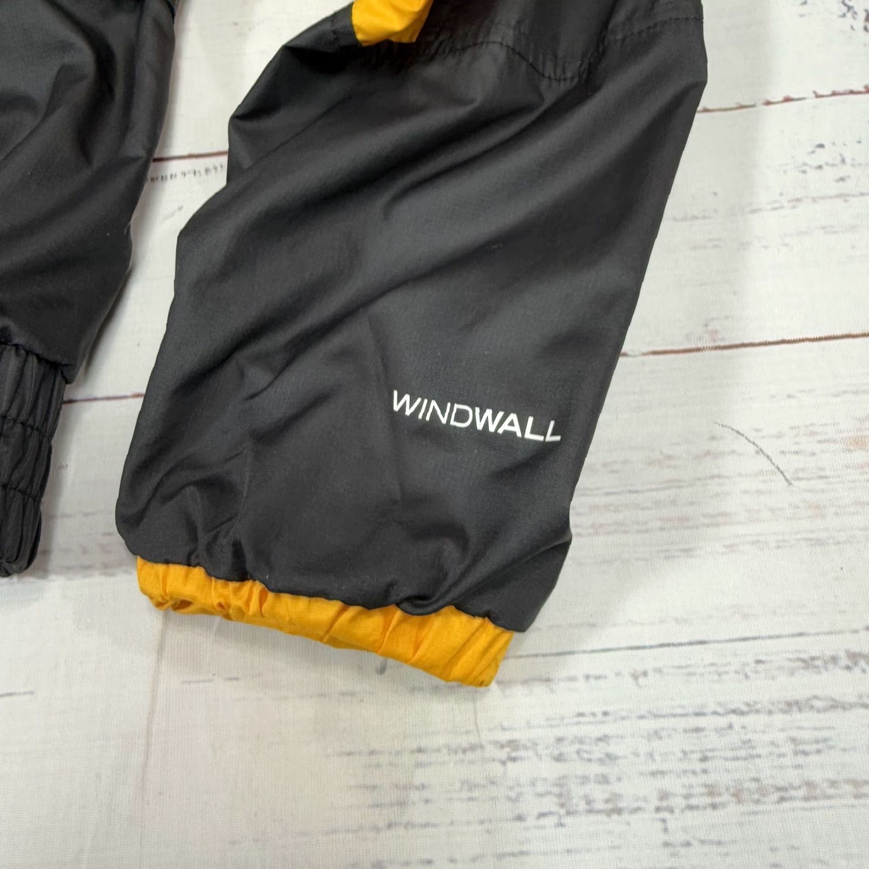 The North Face VINTAGE The North Face Himalayan Wind Shell Jacket Women's Black S Hooded Full Zip Windbreaker Size S / US 4 / IT 40 - 5 Thumbnail