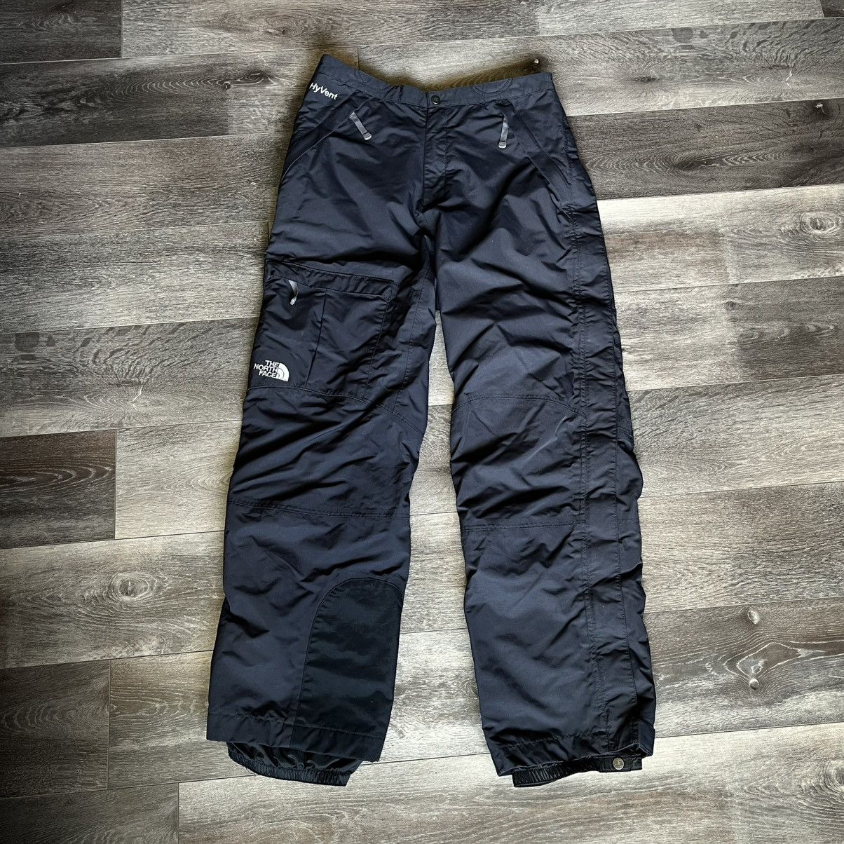 The North Face Vintage 2000s The North Face Hyvent Lined Snowboard Pants L Size US 34 / EU 50 - 1 Thumbnail