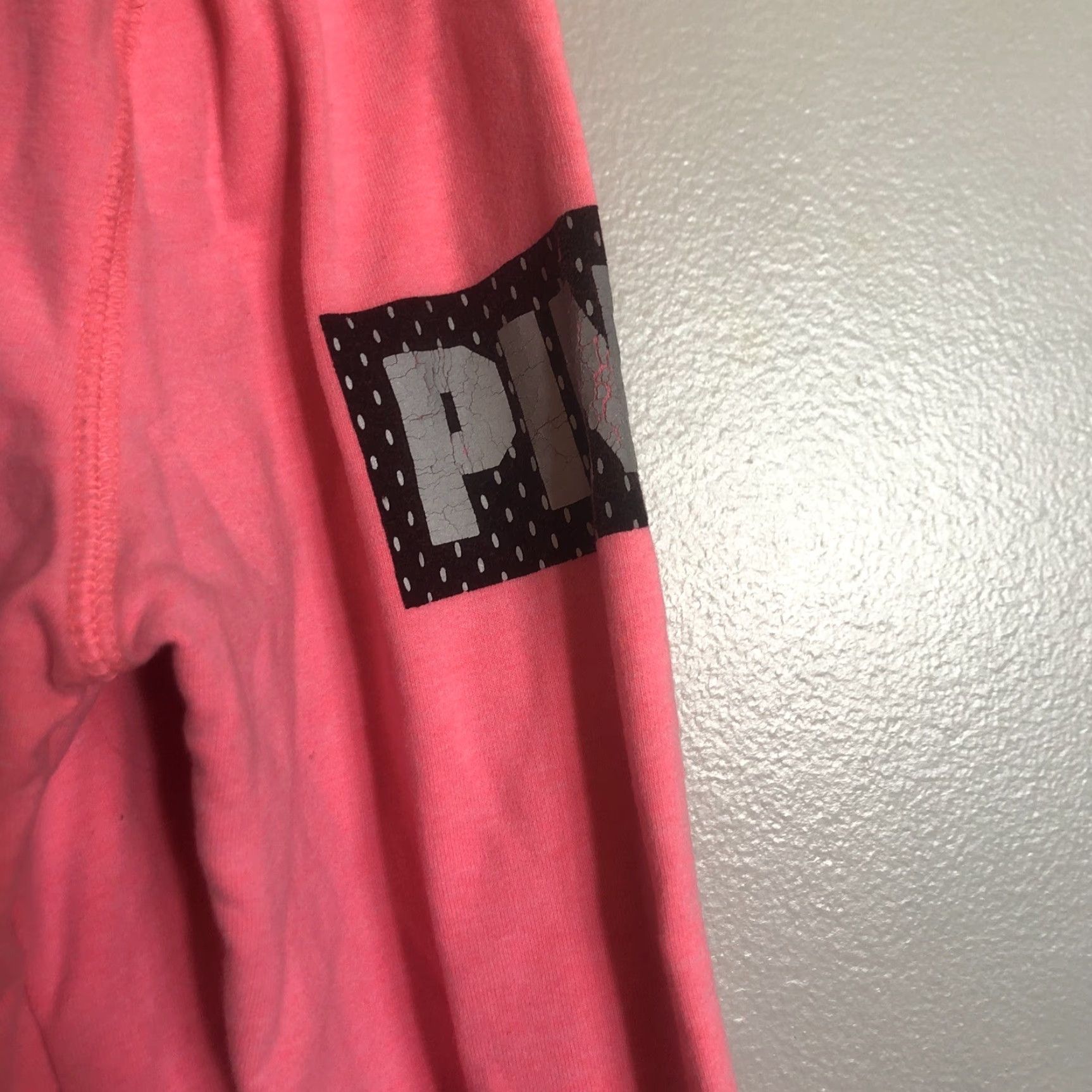 Victoria's Secret PINK Victoria’s Secret Womens 1/4 Zip Pullover XS Pink Shirt Top Raglan Long Sleeve Logo Pullover Activewear Casual Knit Dressy Sweatshirt Size XS / US 0-2 / IT 36-38 - 5 Thumbnail