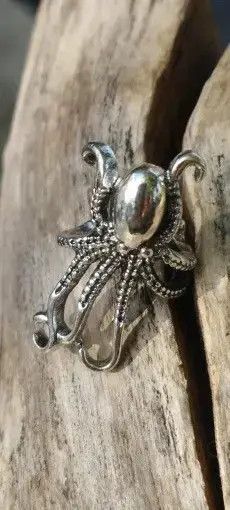 Designer × Jewelry Silver Octopus Ear Cuff (1pairs） Size ONE SIZE - 4 Thumbnail