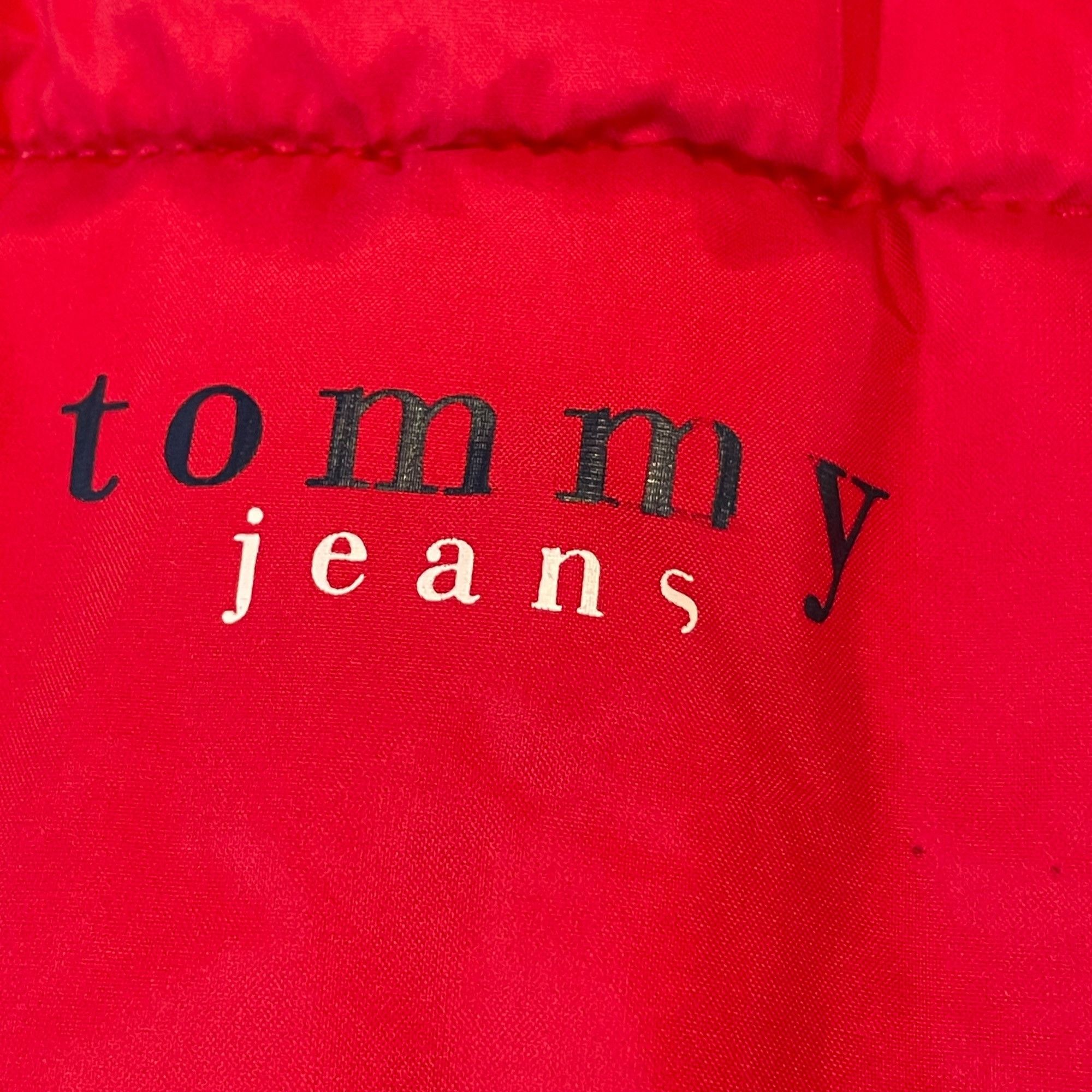 Tommy Jeans Tommy Jeans Red Puffer Vest M Nylon Womens Sleeveless Outerw Size M / US 6-8 / IT 42-44 - 3 Thumbnail