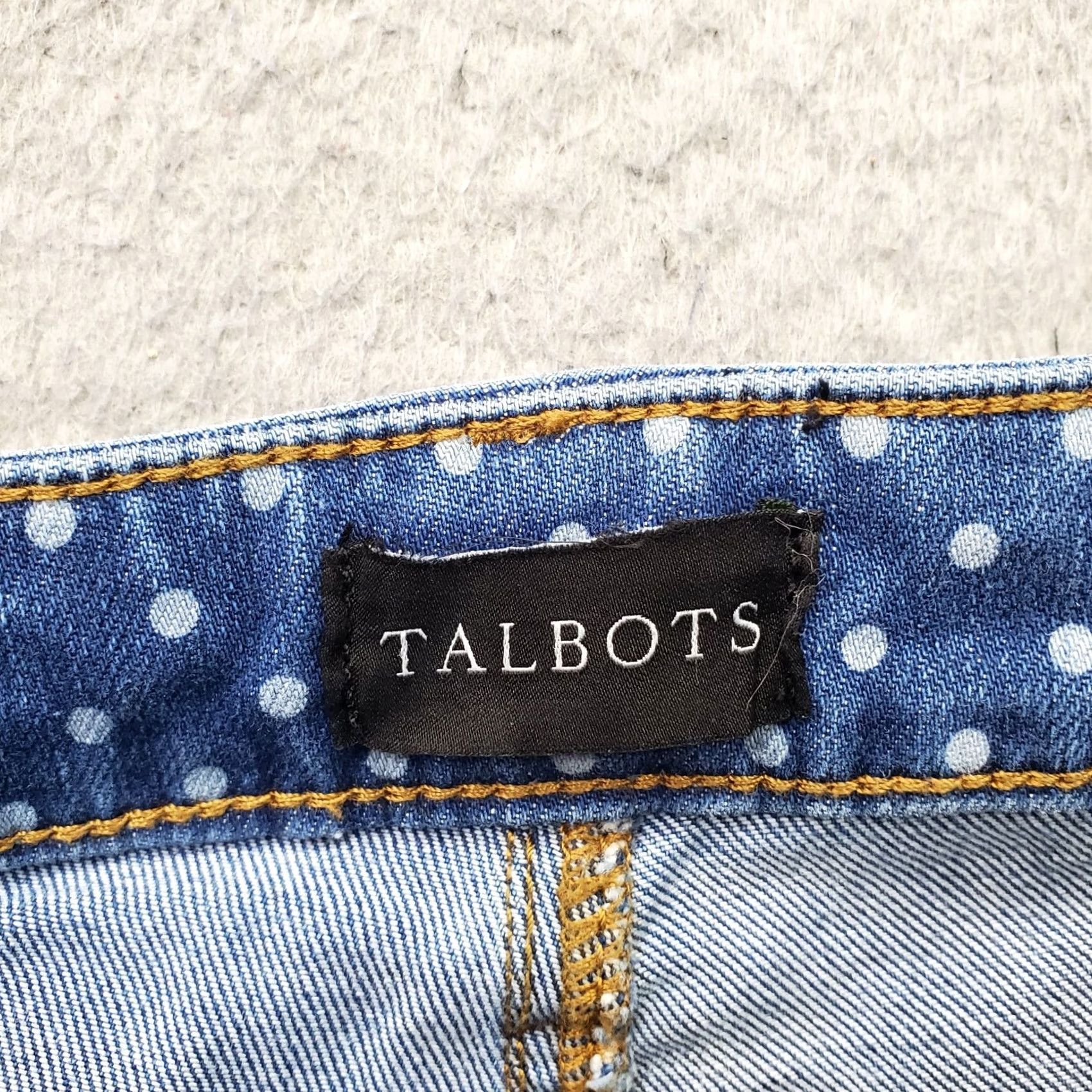 Talbots Talbots Pedal Pusher Jeans Women 4P Blue Denim Cropped 5-Pocket Slit Inseam 15.5" Regular Size 4P Womens Jeans Size 27" / US 4 / IT 40 - 7 Thumbnail