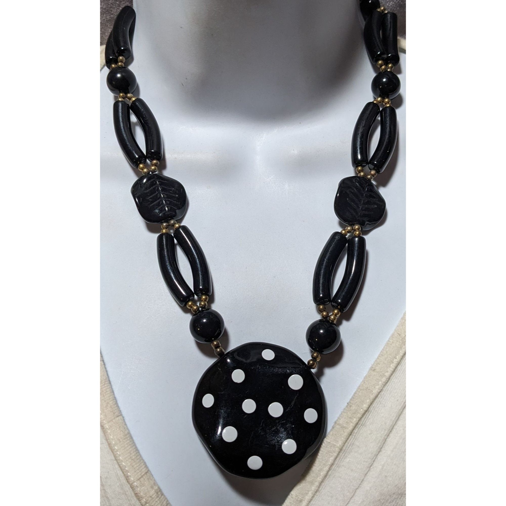 Other Vintage 70s Black Lucite Statement Necklace Size ONE SIZE - 6 Thumbnail