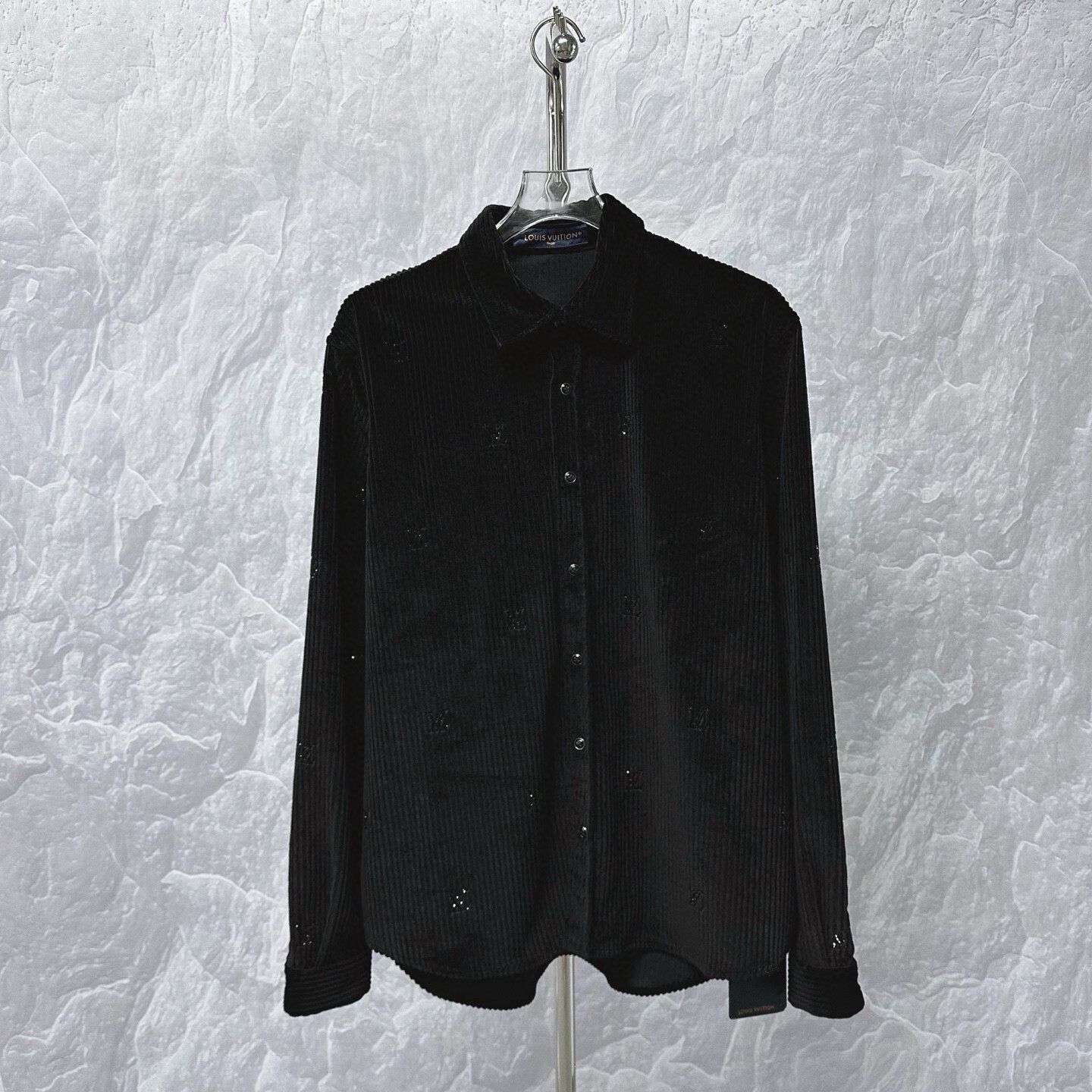 Louis Vuitton Louis Vuitton SS25 Corduroy Rhinestone Long-Sleeve Shirt Size US XL / EU 56 / 4 - 1 Thumbnail