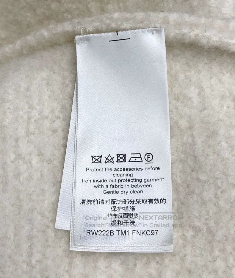 Louis Vuitton Louis Vuitton White Small Fragrance jacket Size S / US 4 / IT 40 - 7 Thumbnail