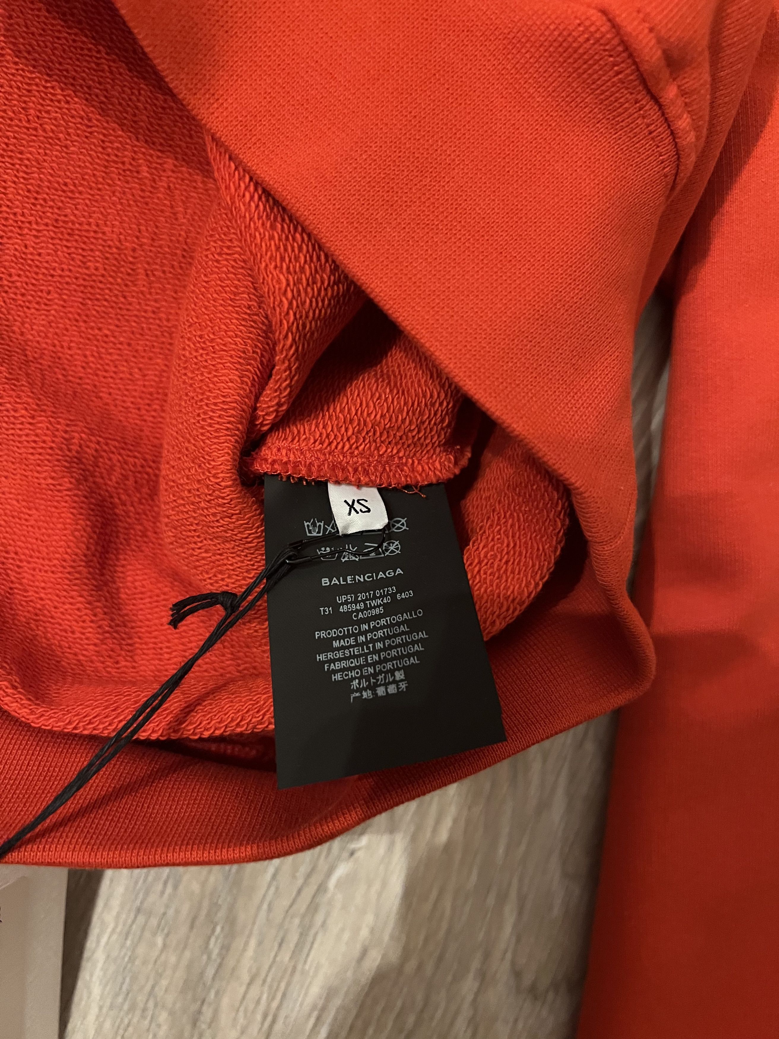 Balenciaga Balenciaga 2017 Campaign Logo Oversized Red Hoodie Size US XS / EU 42 / 0 - 5 Thumbnail