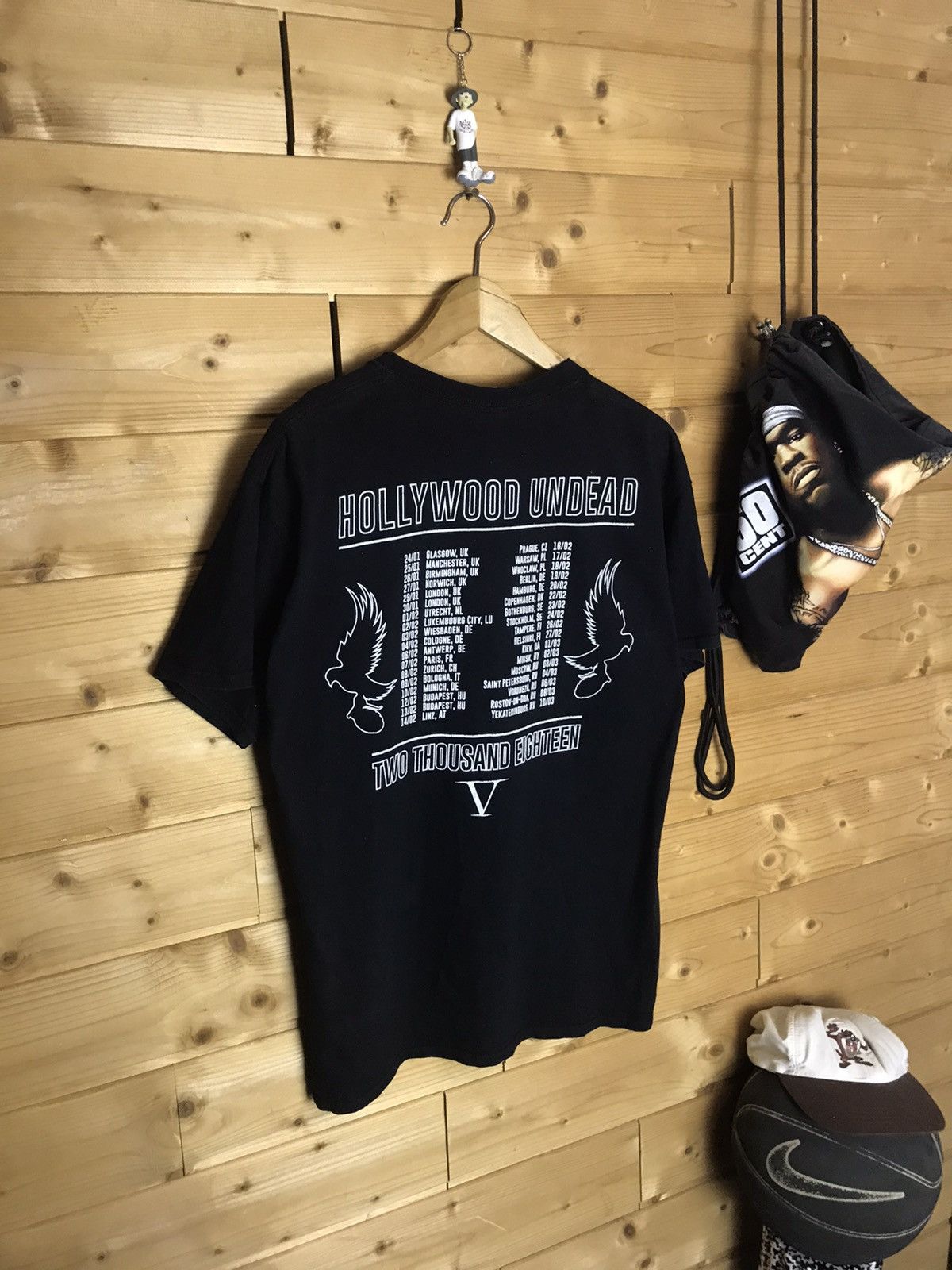 Band Tees Hollywood Undead 2018 tour t-shirt Size US L / EU 52-54 / 3 - 9 Thumbnail