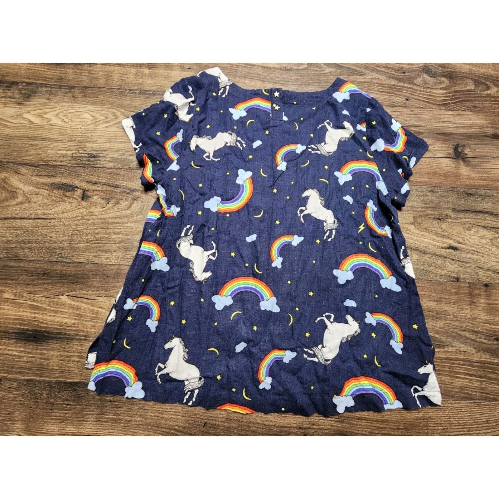Vintage VINTAGE ModCloth Womens XL Unicorn Rainbows Shirt Top Pride Fantasy Linen Blend Blue Short Sleeve Cap Sleeve Women Size XL / US 12-14 / IT 48-50 - 2 Thumbnail