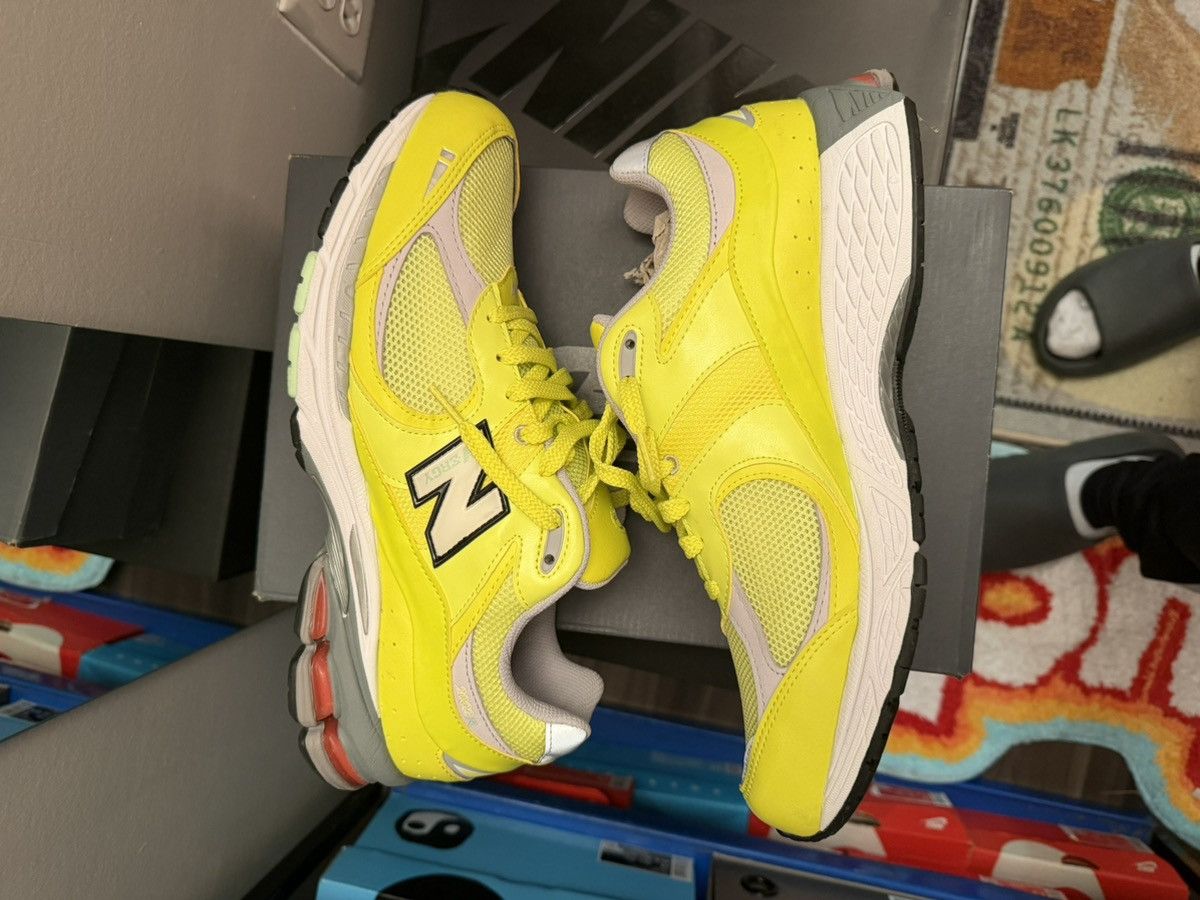 New Balance New Balance 2002r volt green size 13 Size US 13 / EU 46 - 5 Thumbnail