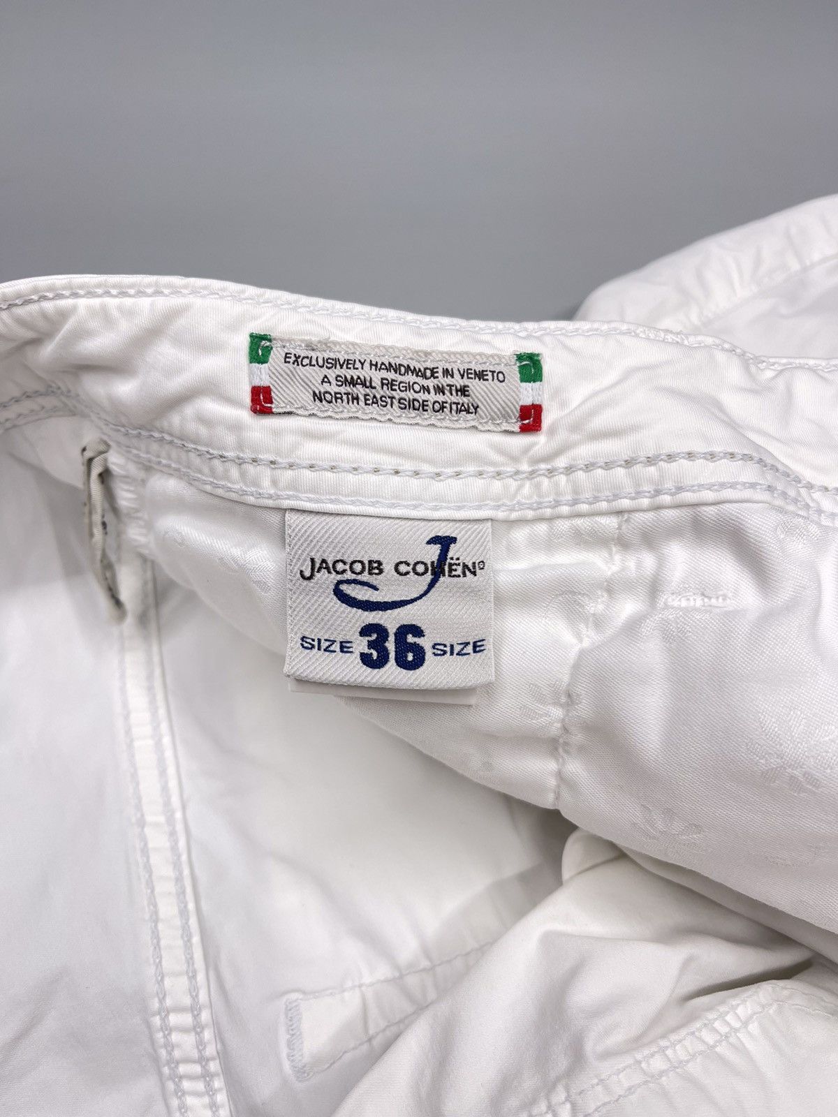 Jacob Cohen Jacob Cohen Luxury White Short Size US 30 / EU 46 - 12 Thumbnail