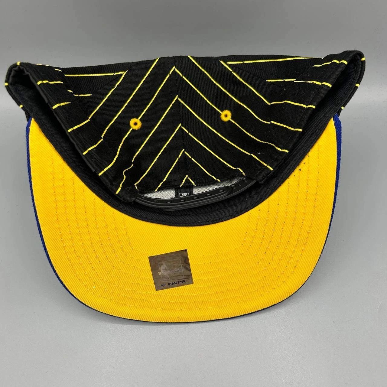 New Era Golden State Warriors GSW Hat Men Pinstripes SnapBack Cotton Size ONE SIZE - 3 Thumbnail