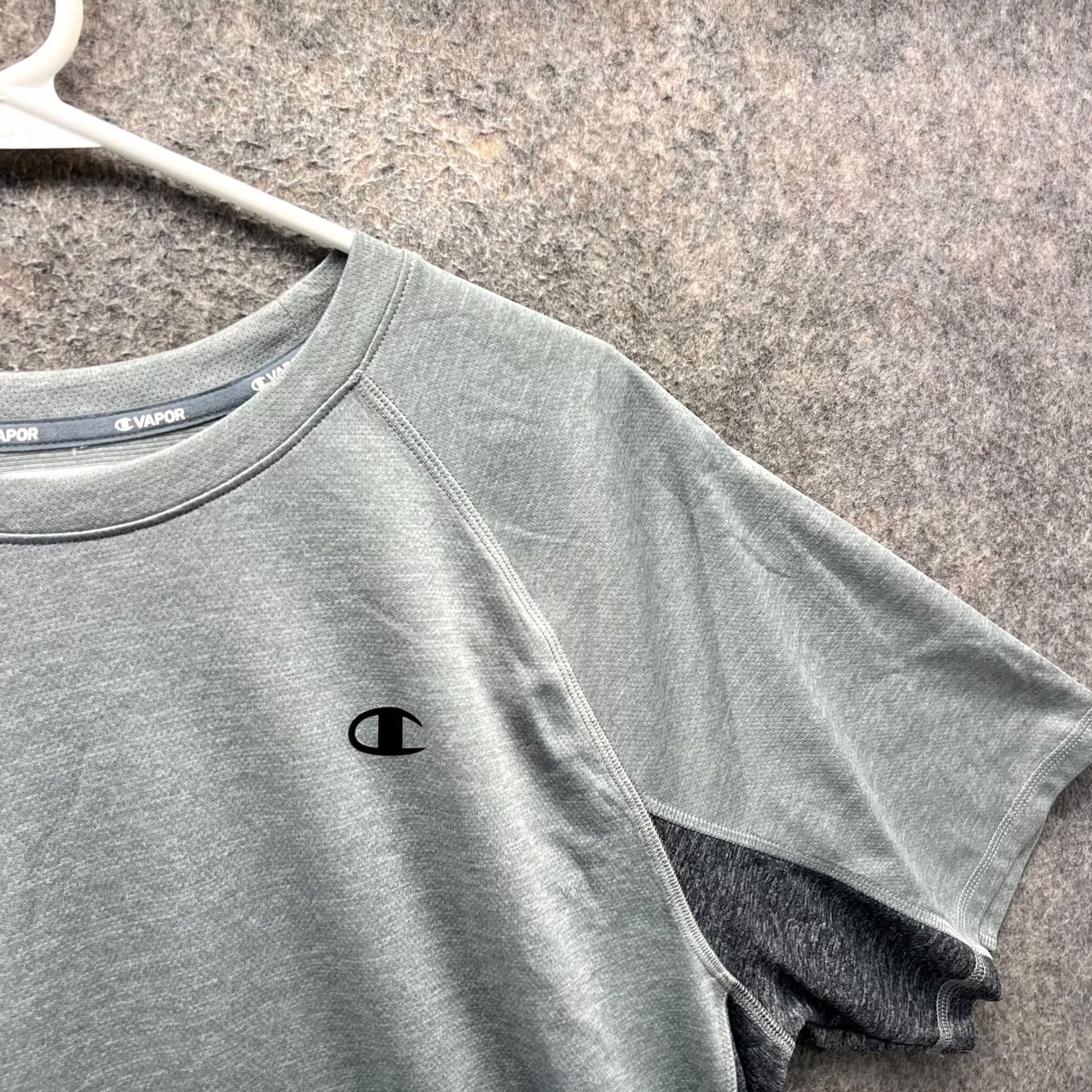 Champion Champion Shirt Mens XL Gray Short Sleeve Athletic Vapor Performance Jersey VTG Size US XL / EU 56 / 4 - 6 Thumbnail