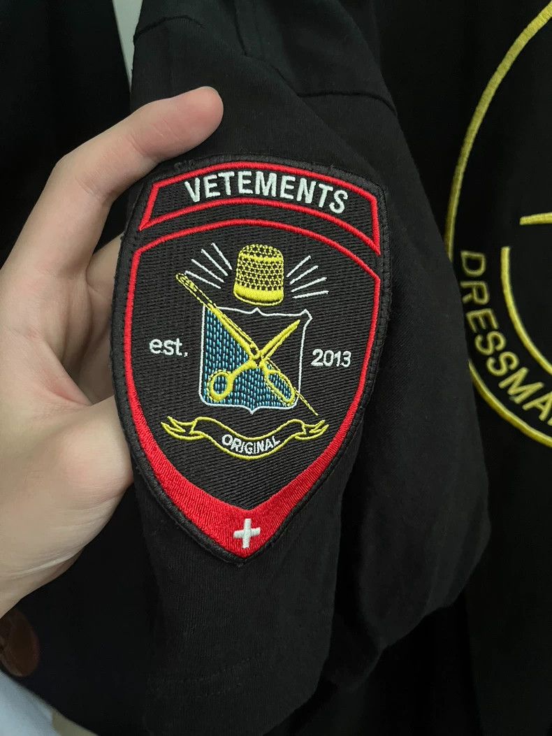 Vetements Vetements McDonald's Officer Chi short-sleeved shirt Size US XS / EU 42 / 0 - 3 Thumbnail